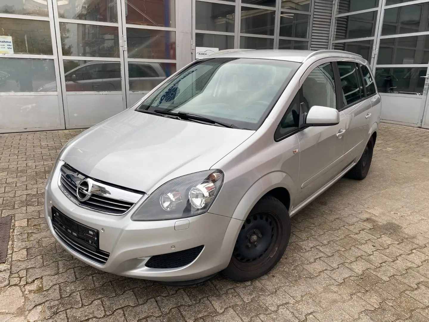 Opel Zafira B Family/7-Sitze/AHK/PDC V+H/SHZ Argent - 1