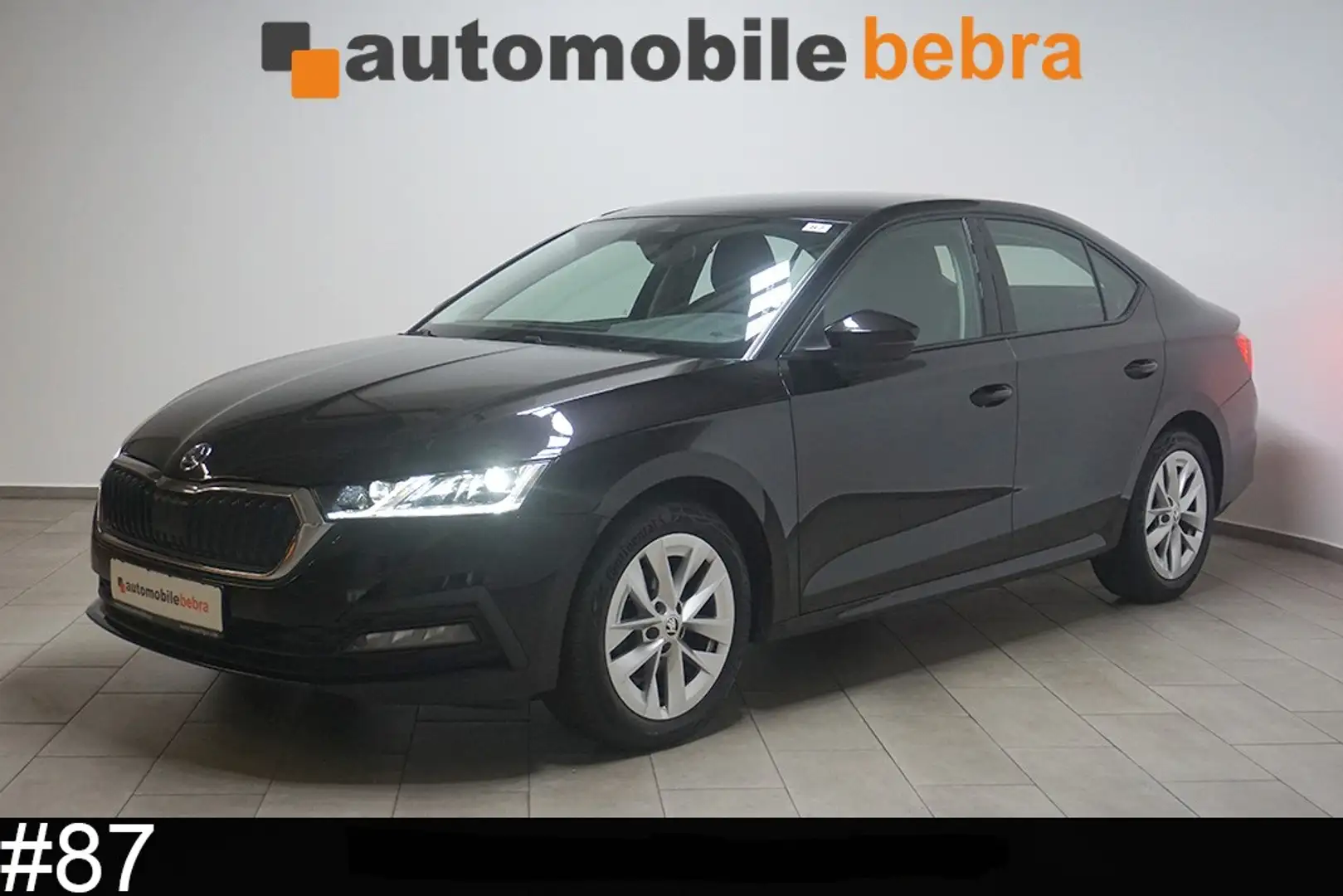 Skoda Octavia 2.0TDI DSG Ambition VIRTUAL-AHK-LED-Navi Schwarz - 1