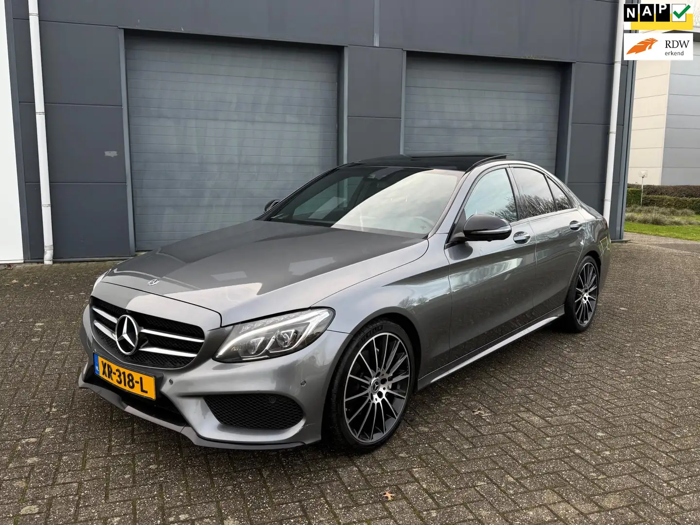 Mercedes-Benz C 180 CDI AMG BTW Pano Burmester 2019 Grau - 1