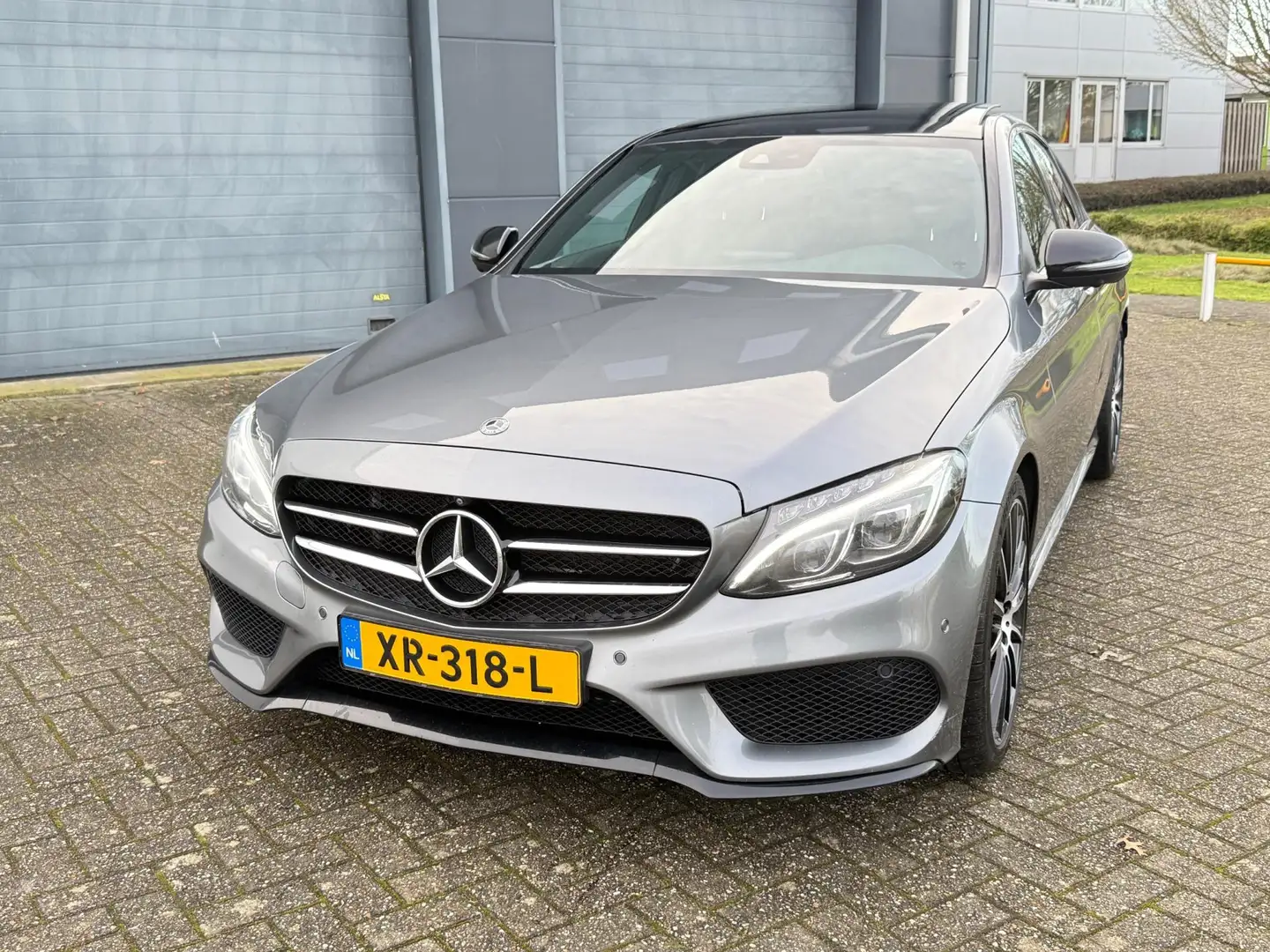 Mercedes-Benz C 180 CDI AMG BTW Pano Burmester 2019 Grau - 2