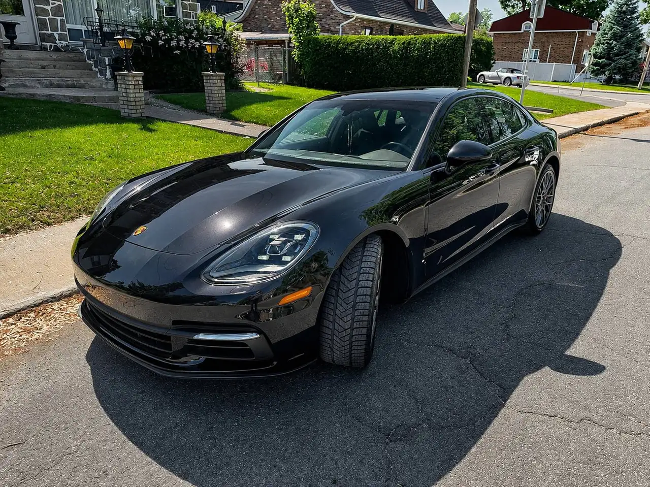 2018 Porsche Panamera