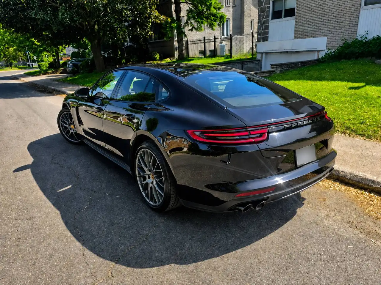 Porsche Panamera photo Porsche Panamera