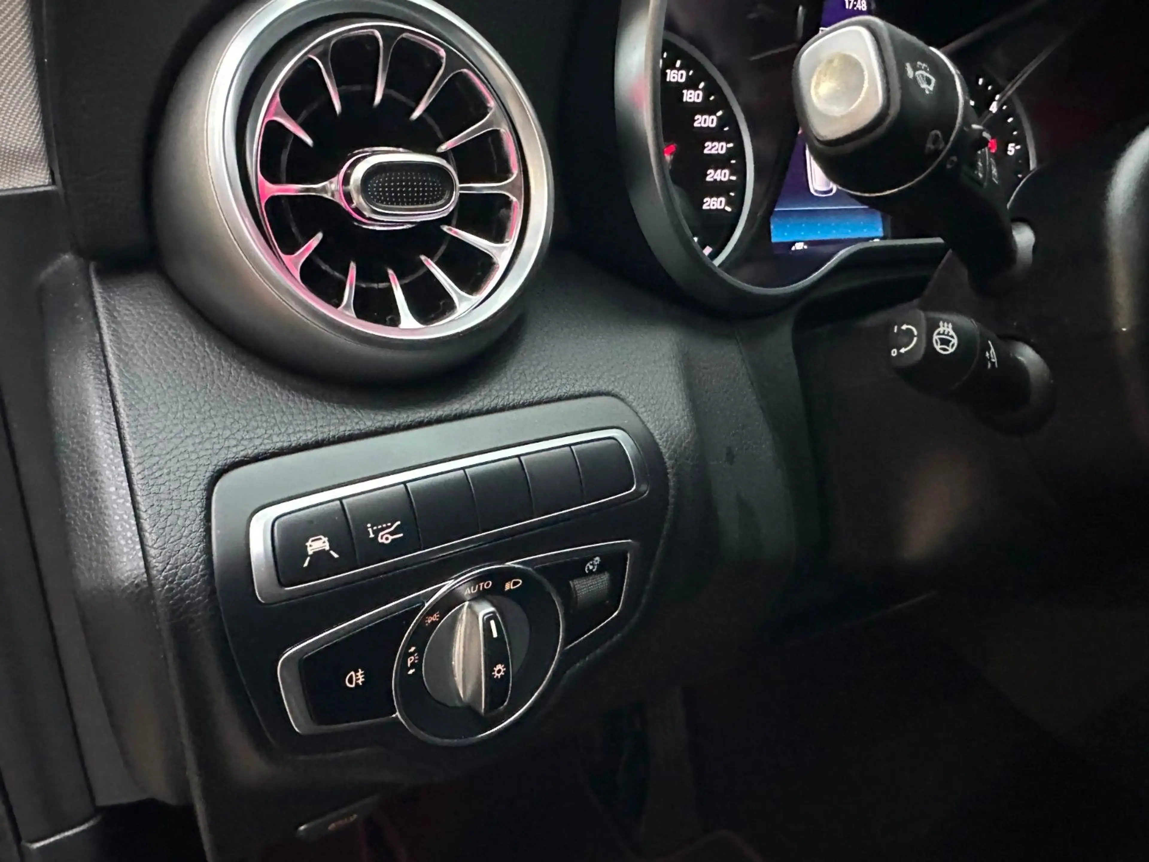 Mercedes-Benz C 220 C T-Modell/Automatik/Leder/Pano/HUD/UVM — photo 7