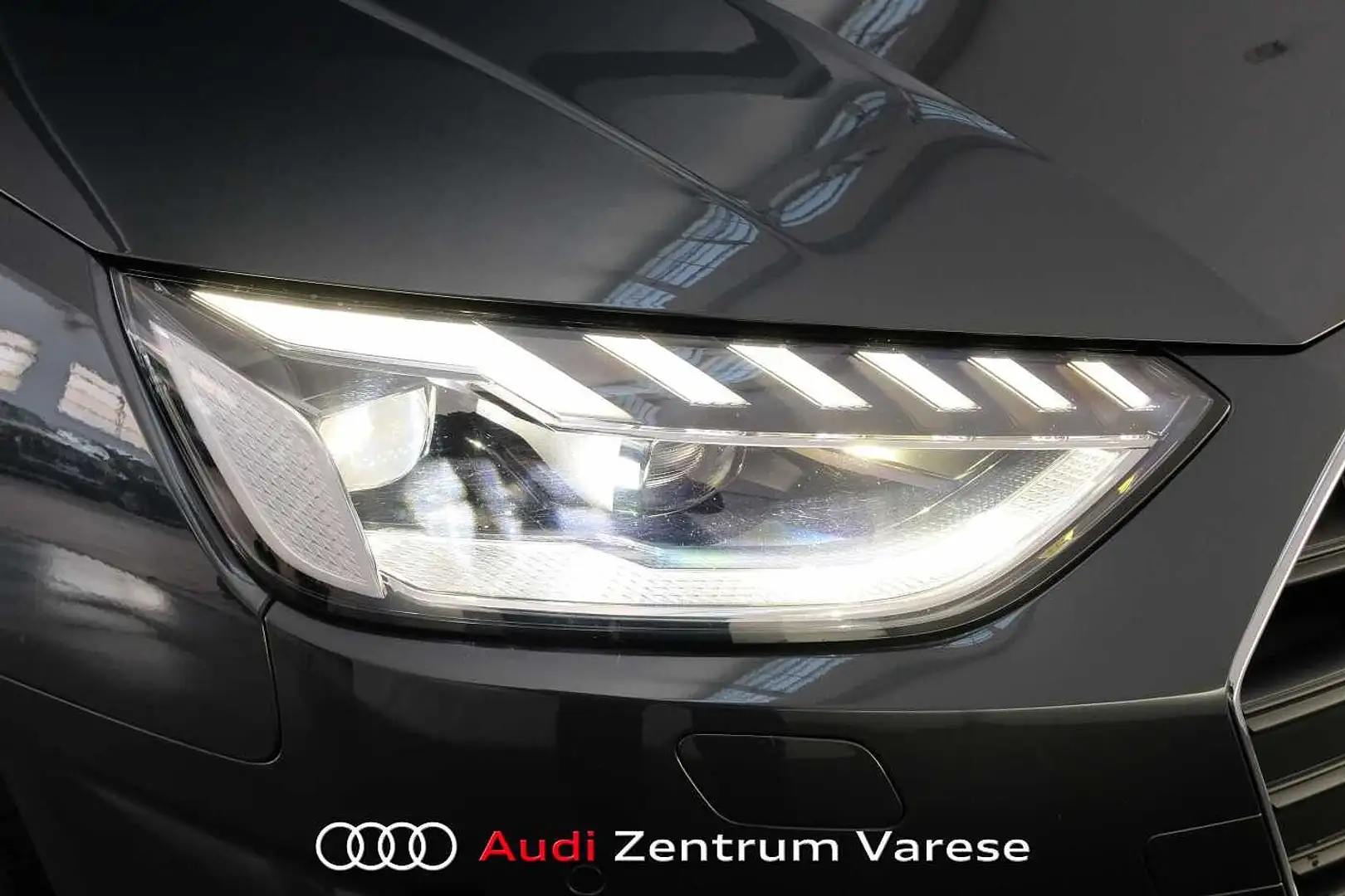 Audi A4 Avant 40 TFSI 204CV MHEV Quattro Stronic Grey - 2