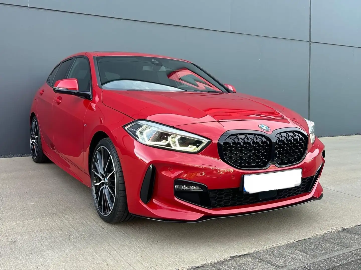 BMW 120 120i Msport auto Rood - 2