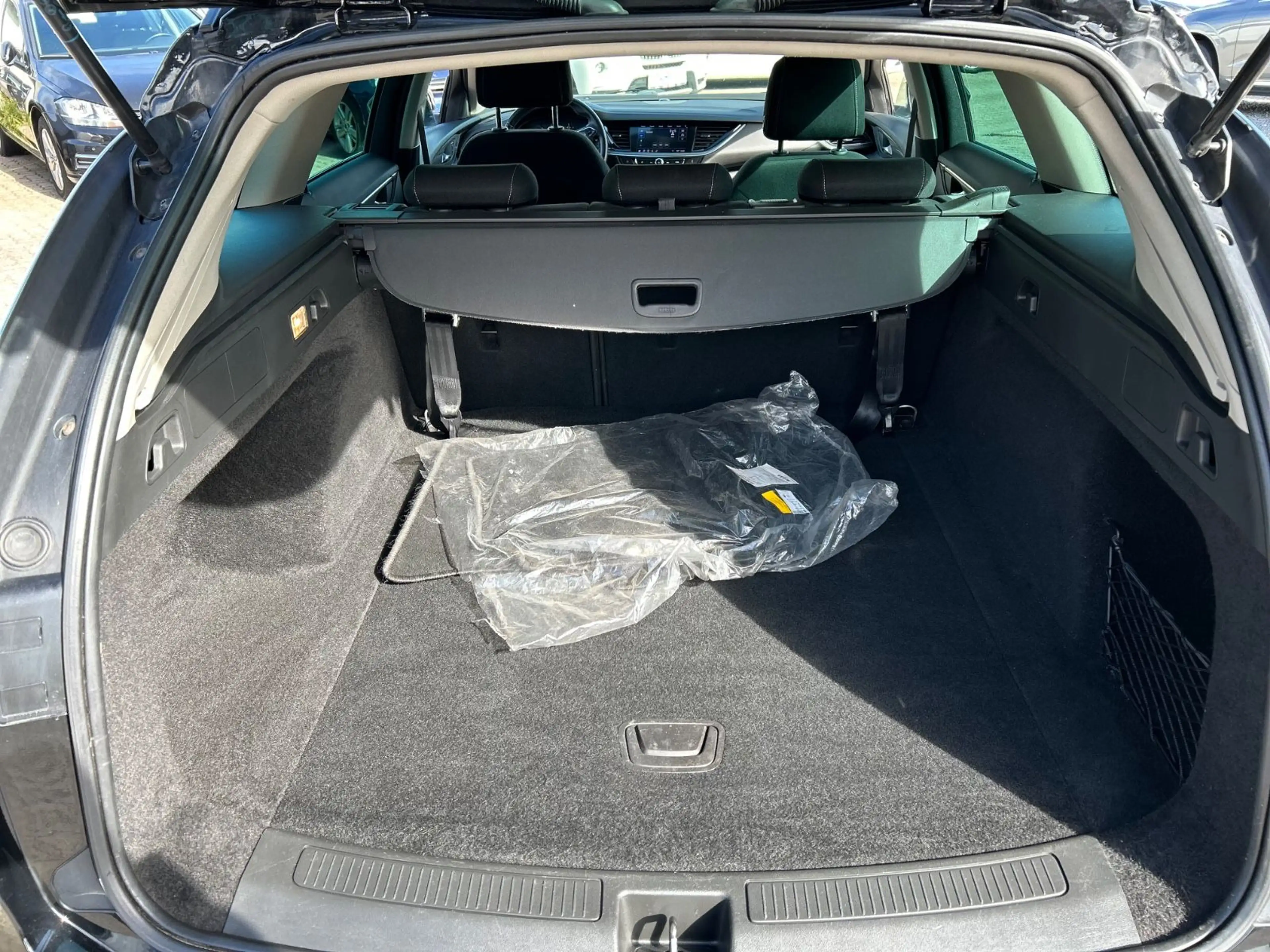 Opel Insignia B Sports Tourer Edition — photo 6