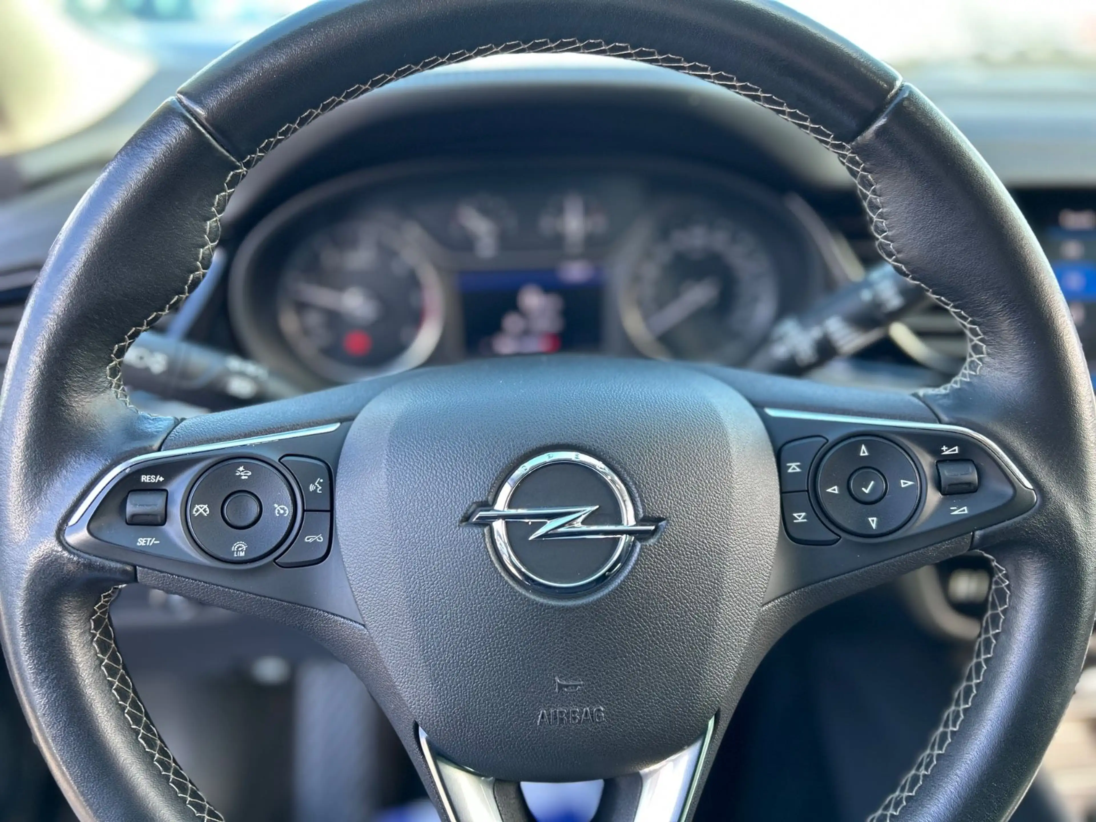 Opel Insignia B Sports Tourer Edition — photo 14