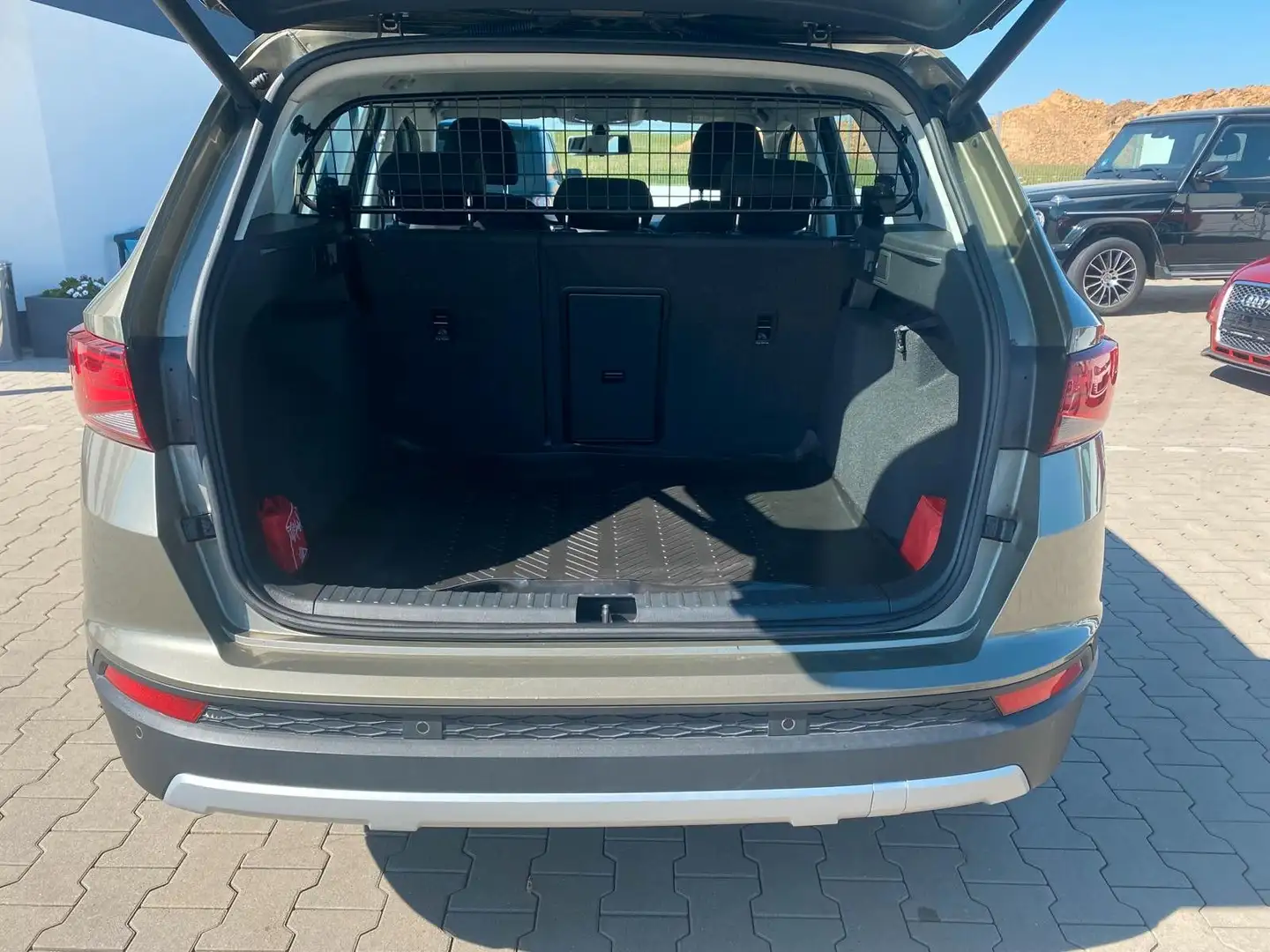 SEAT Ateca Style 4Drive|LED|elHK|NAVI|Keyless| Vert - 2