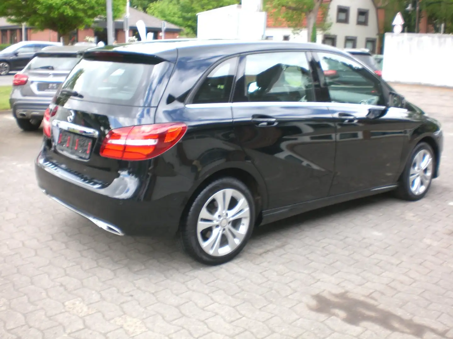 Mercedes-Benz B 200 B 200 d 7G-DCT Urban nur 62000 km ! Schwarz - 2