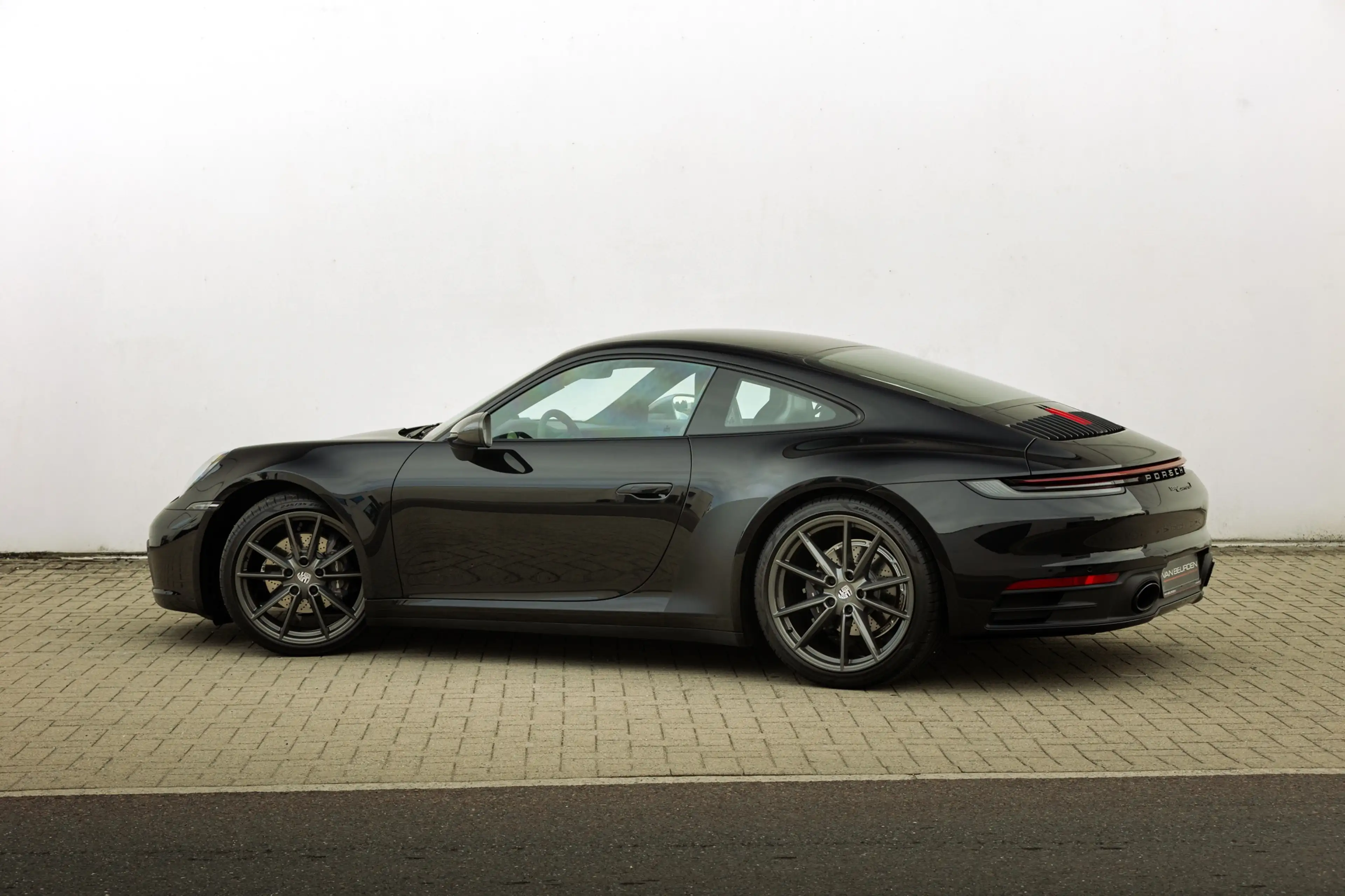 Porsche 992 911 Carrera T — photo 4