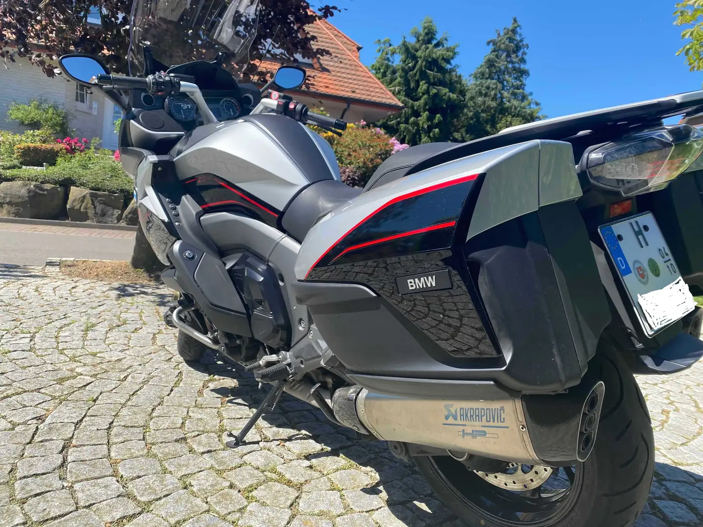 BMW K 1600 GT Style Sport mit Akrapovic in Silber/ Blackstorm Argent - 2