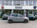 Lancia Ypsilon Ypsilon 1.0 FireFly 5 porte S&S Hybrid Ecochic A. Grijs - thumbnail 2