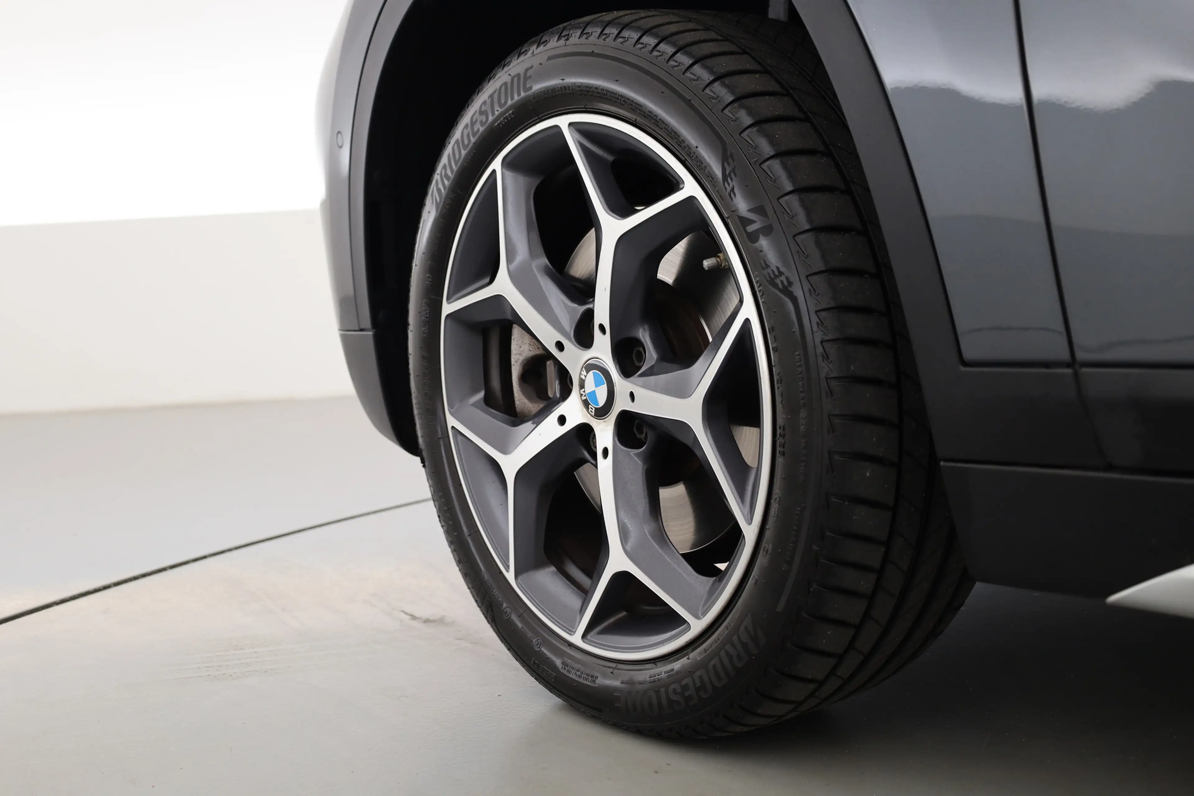 BMW X1 sDrive20i Orange Edition II | Rijklaar! | Navi | C — photo 33