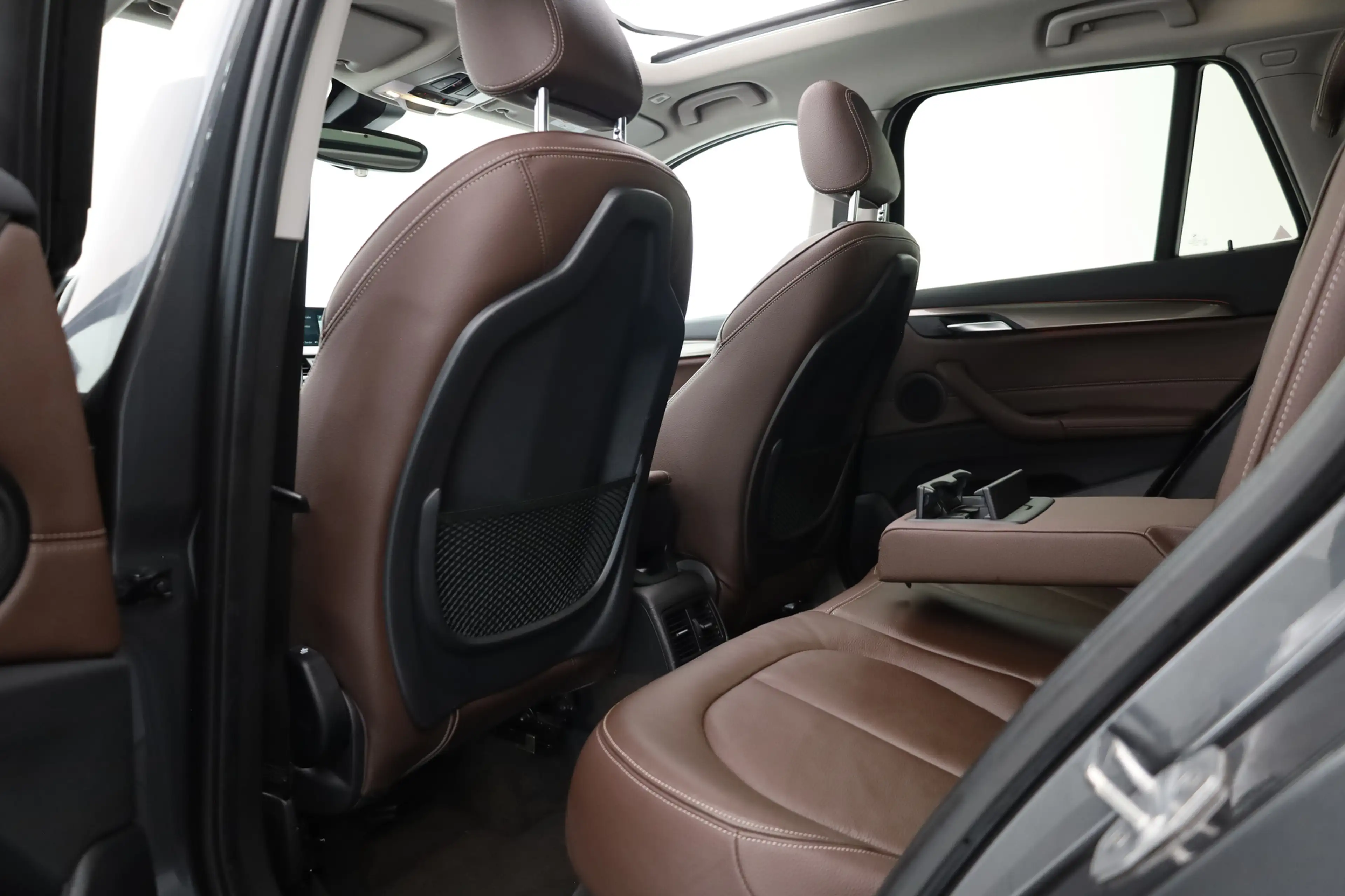 BMW X1 sDrive20i Orange Edition II | Rijklaar! | Navi | C — photo 24