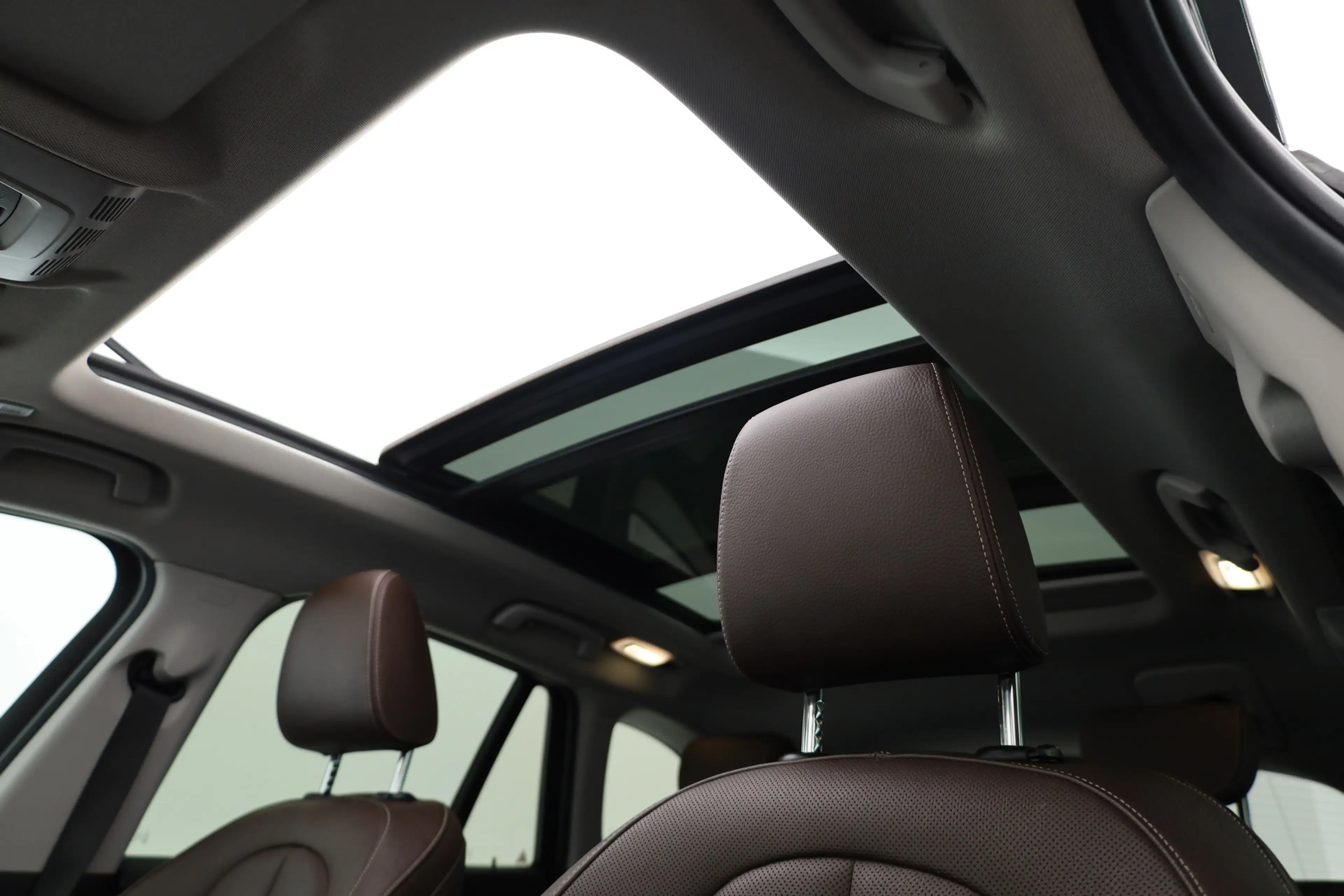 BMW X1 sDrive20i Orange Edition II | Rijklaar! | Navi | C — photo 25