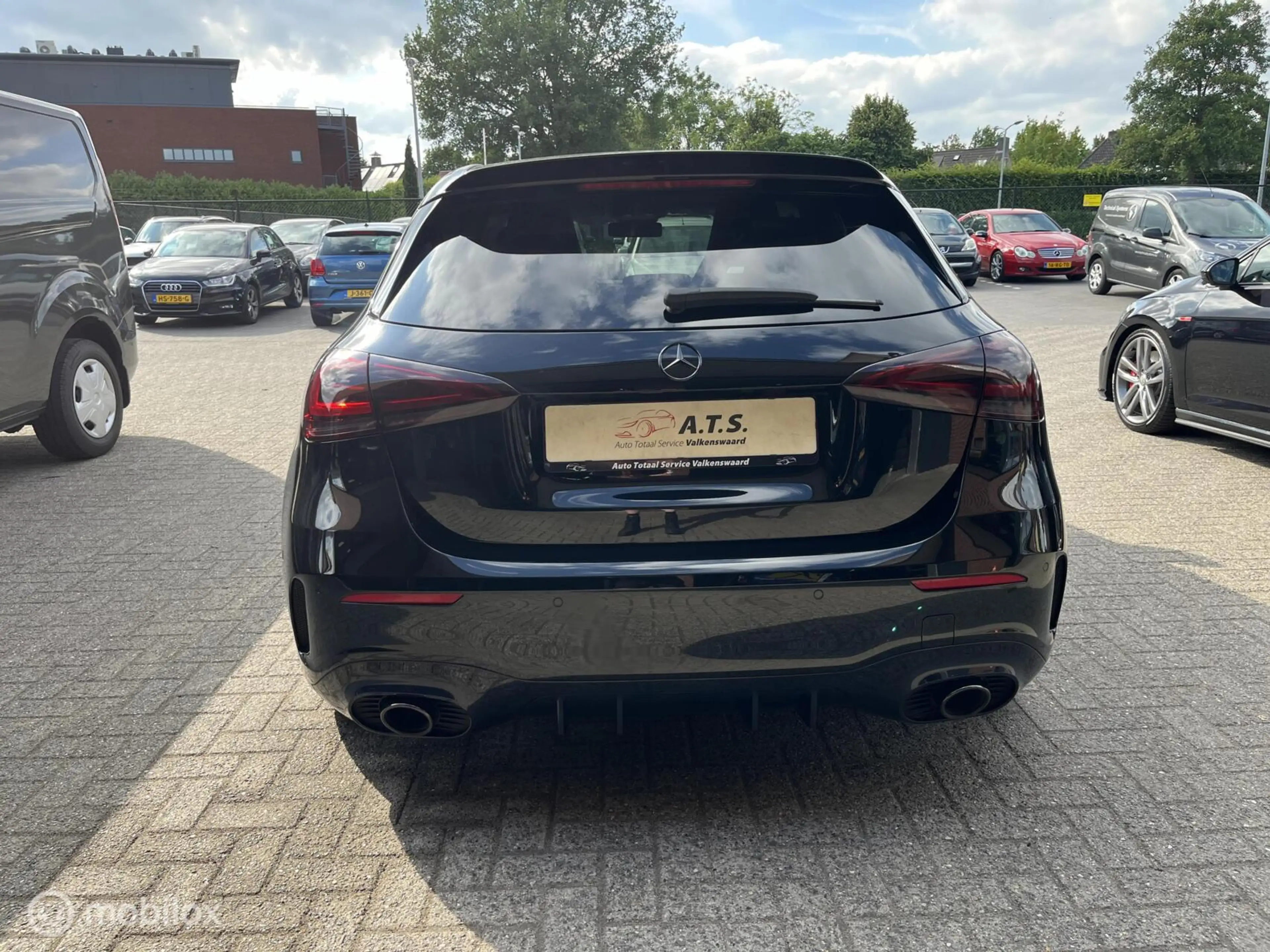 Mercedes-Benz A 35 AMG 4MATIC Premium NAVI*CAMERA*MAXTON* — photo 5