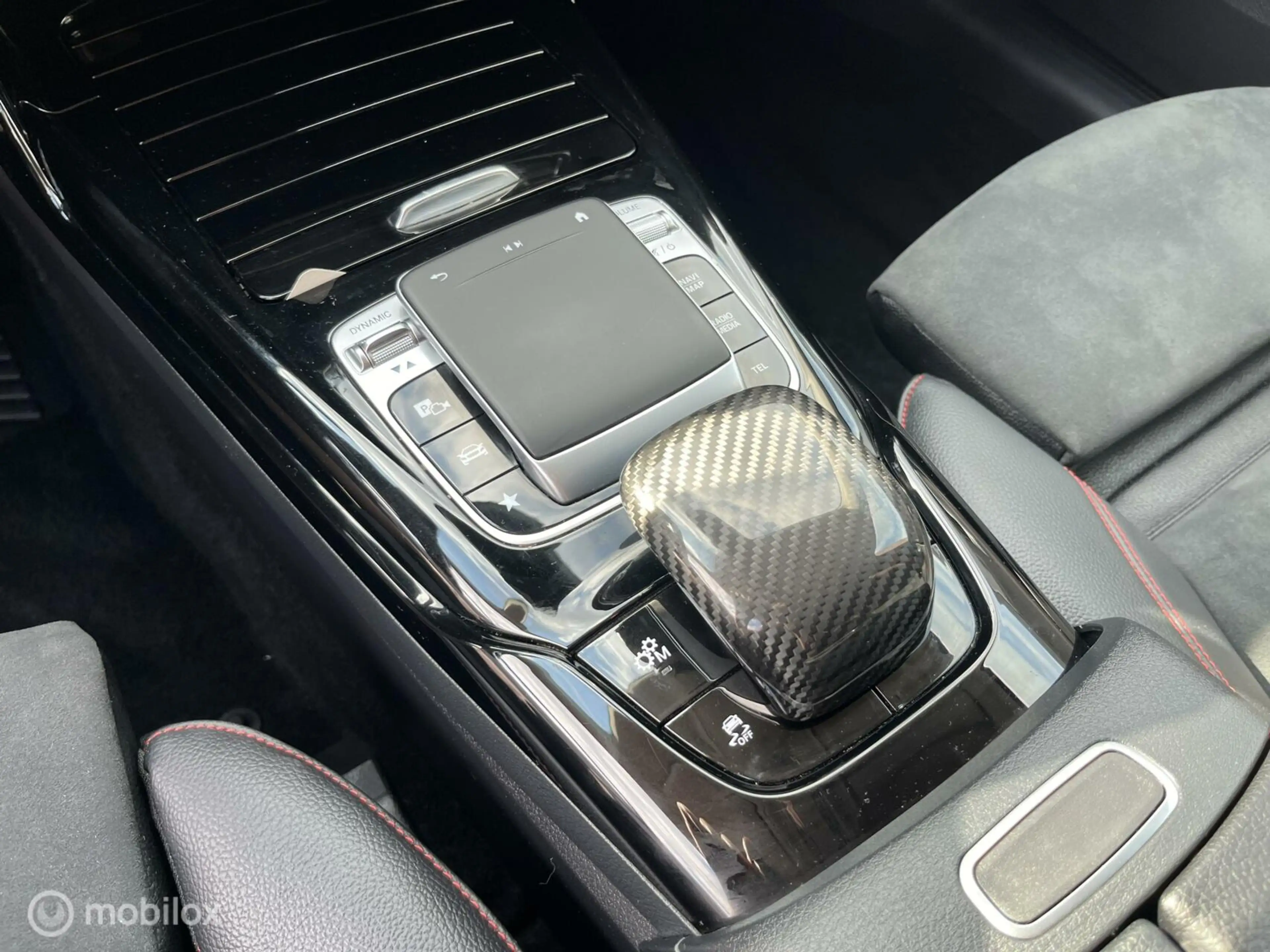 Mercedes-Benz A 35 AMG 4MATIC Premium NAVI*CAMERA*MAXTON* — photo 15