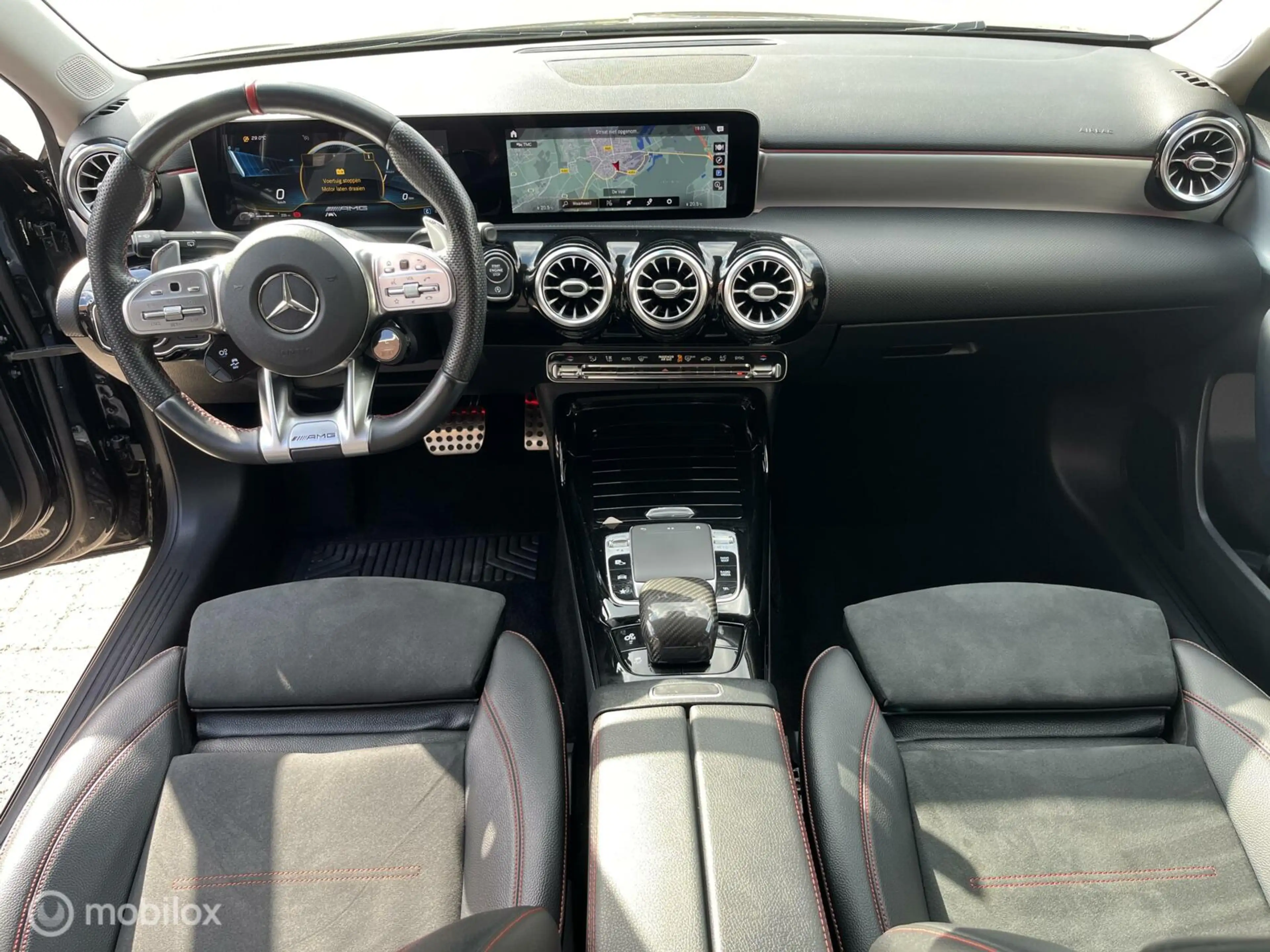 Mercedes-Benz A 35 AMG 4MATIC Premium NAVI*CAMERA*MAXTON* — photo 9