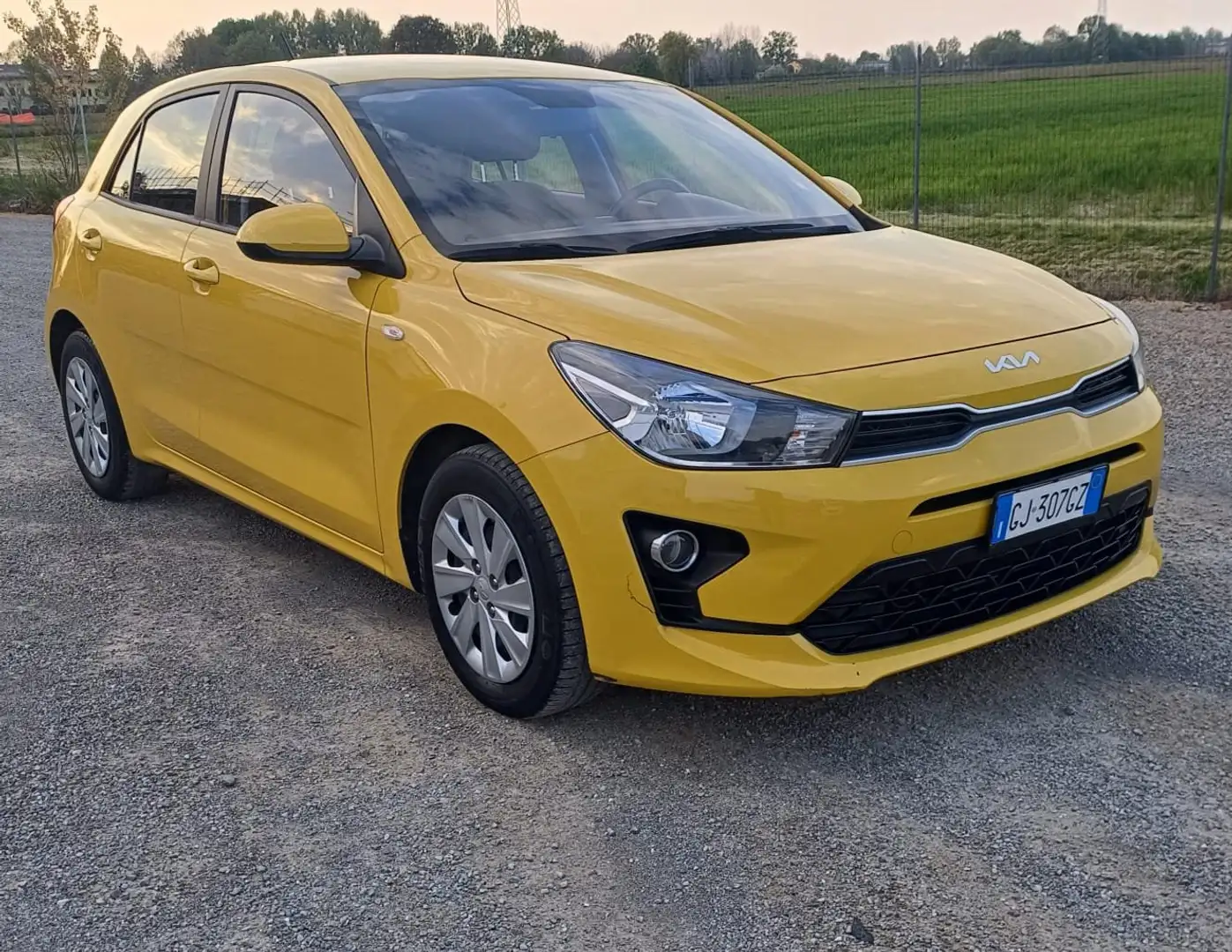 Kia Rio Rio 1.2 Style Gpl 82cv Giallo - 1