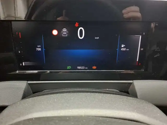 Opel Astra view 11
