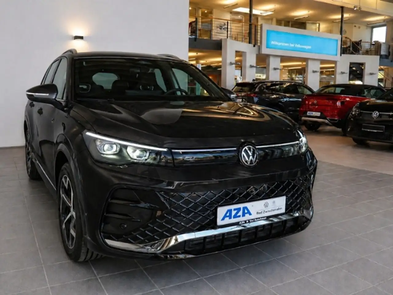 Volkswagen Tiguan 1.5 eTSI R-Line DSG AHK NAVI IQ.LIGHT 3