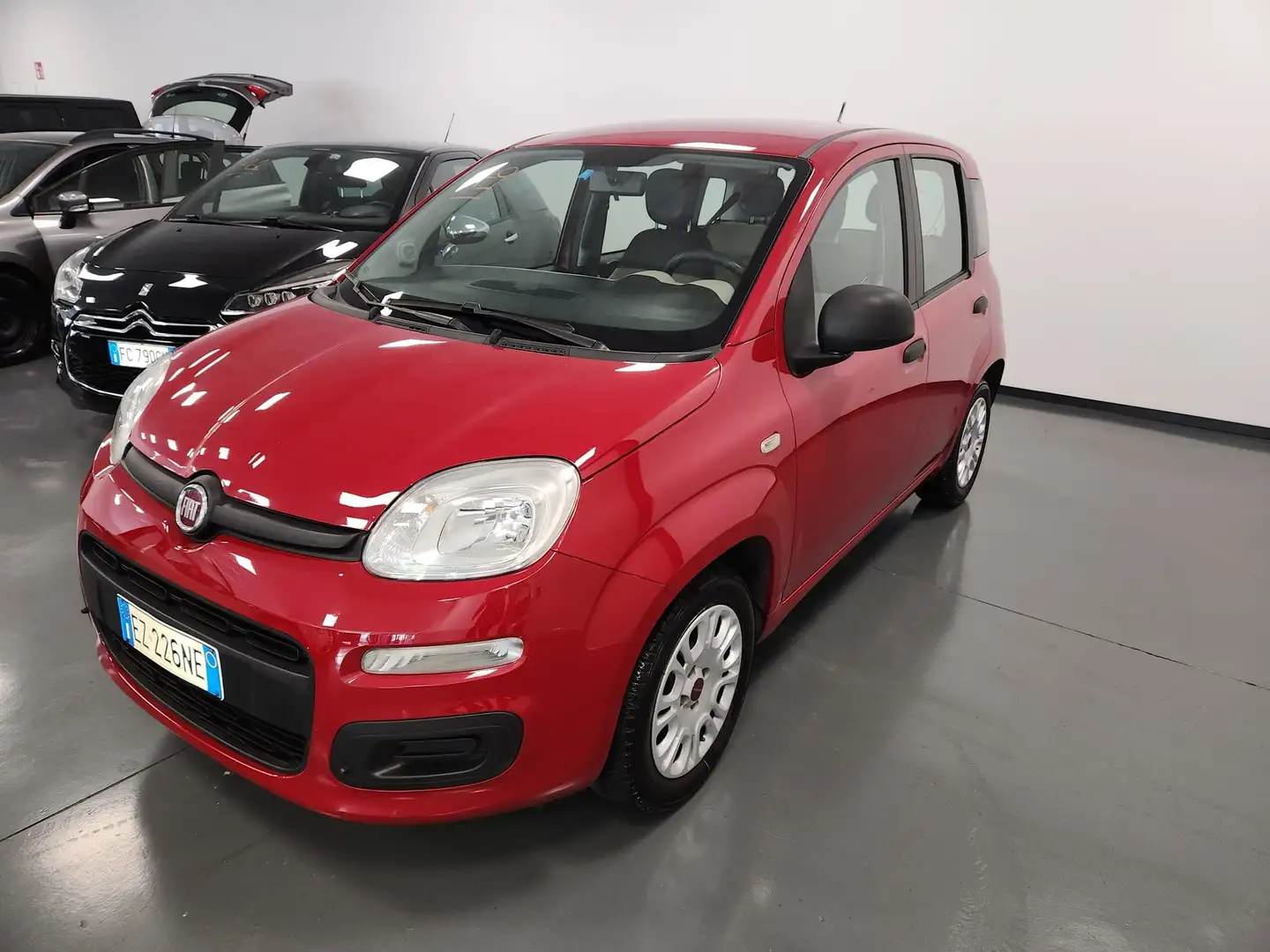 Fiat Panda Panda 1.2 Easy 69cv E6 Rosso - 1