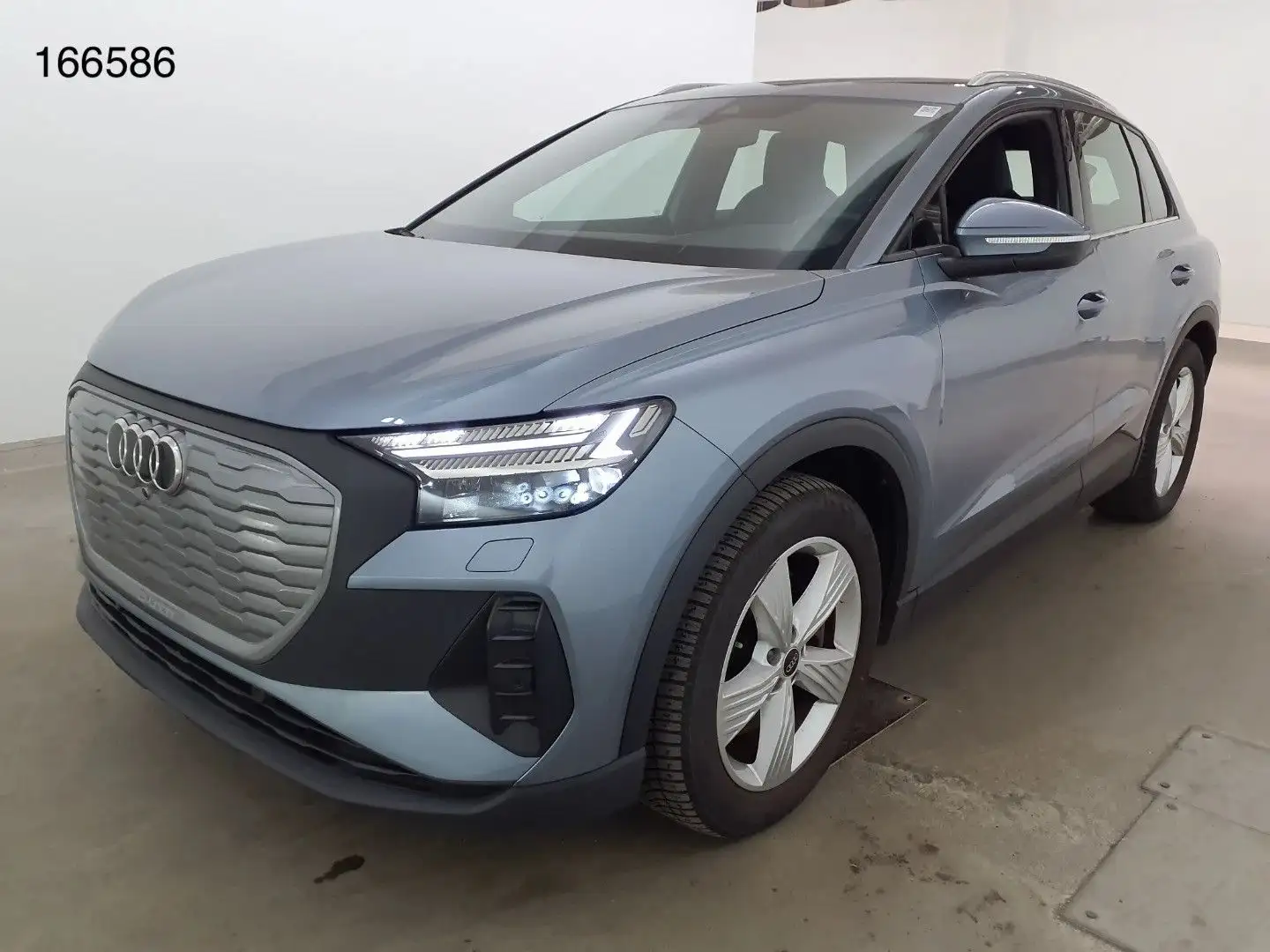 Audi Q4 45 e-tron quattro S-Line Matrix ACC+19"HeadUp Blau - 1