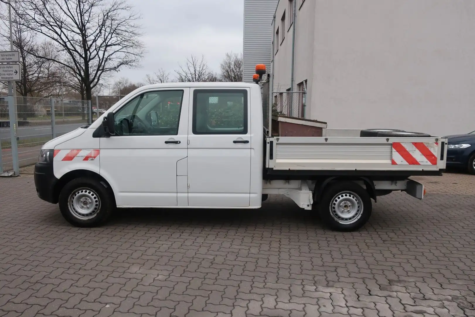 Volkswagen T5 Transporter Pritsche Doppelkabine Klima Weiß - 2