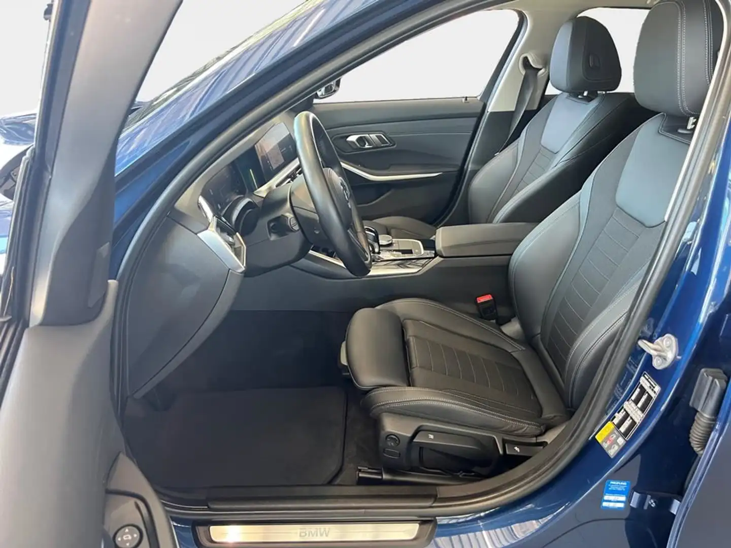 BMW 320 Sport Line Blau - 1