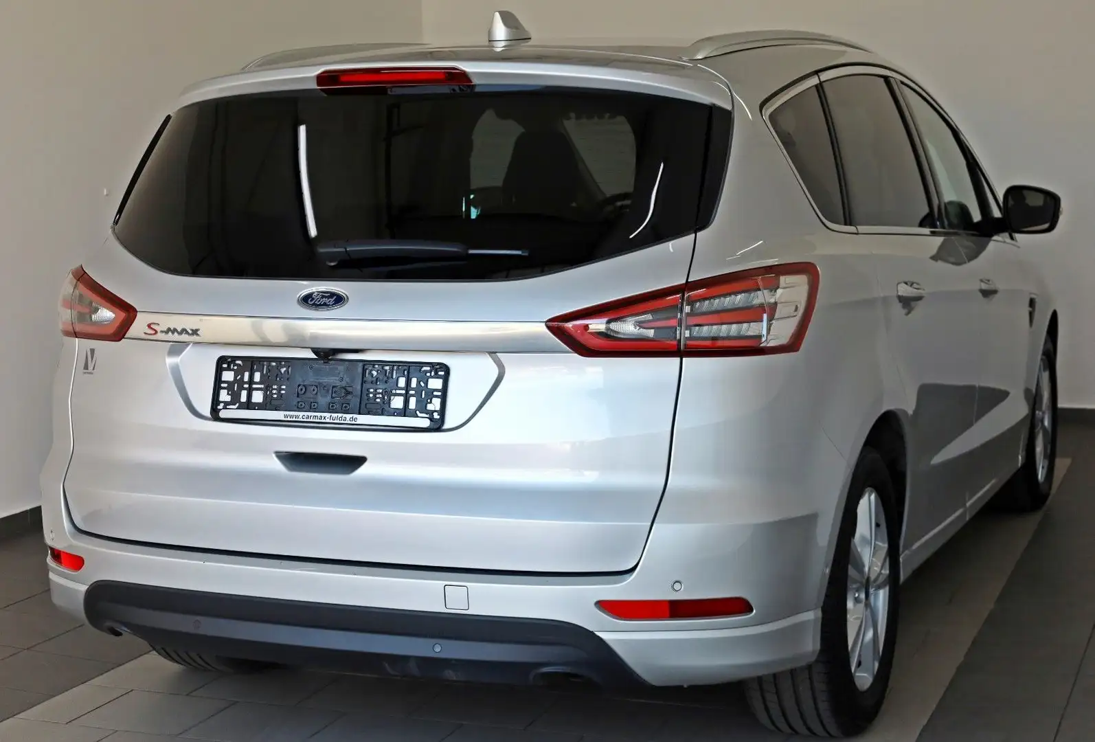 Ford S-Max Titanium,Leder,Navi,LED,SH,PDC,Kamera Срібний - 2