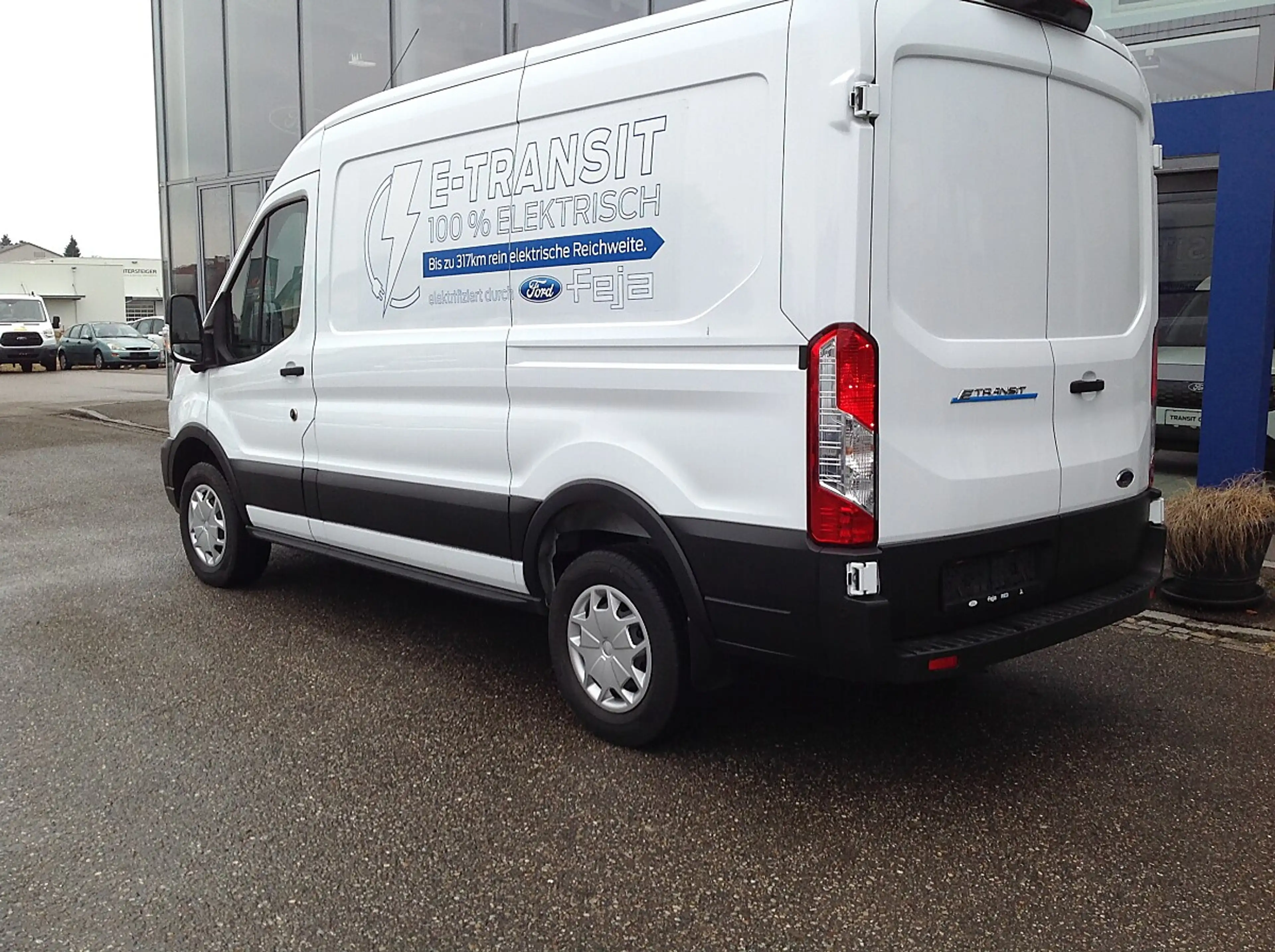 Ford E-Transit E-Transit Kasten 67kWh/135kW L2H2 390 Trend — photo 10
