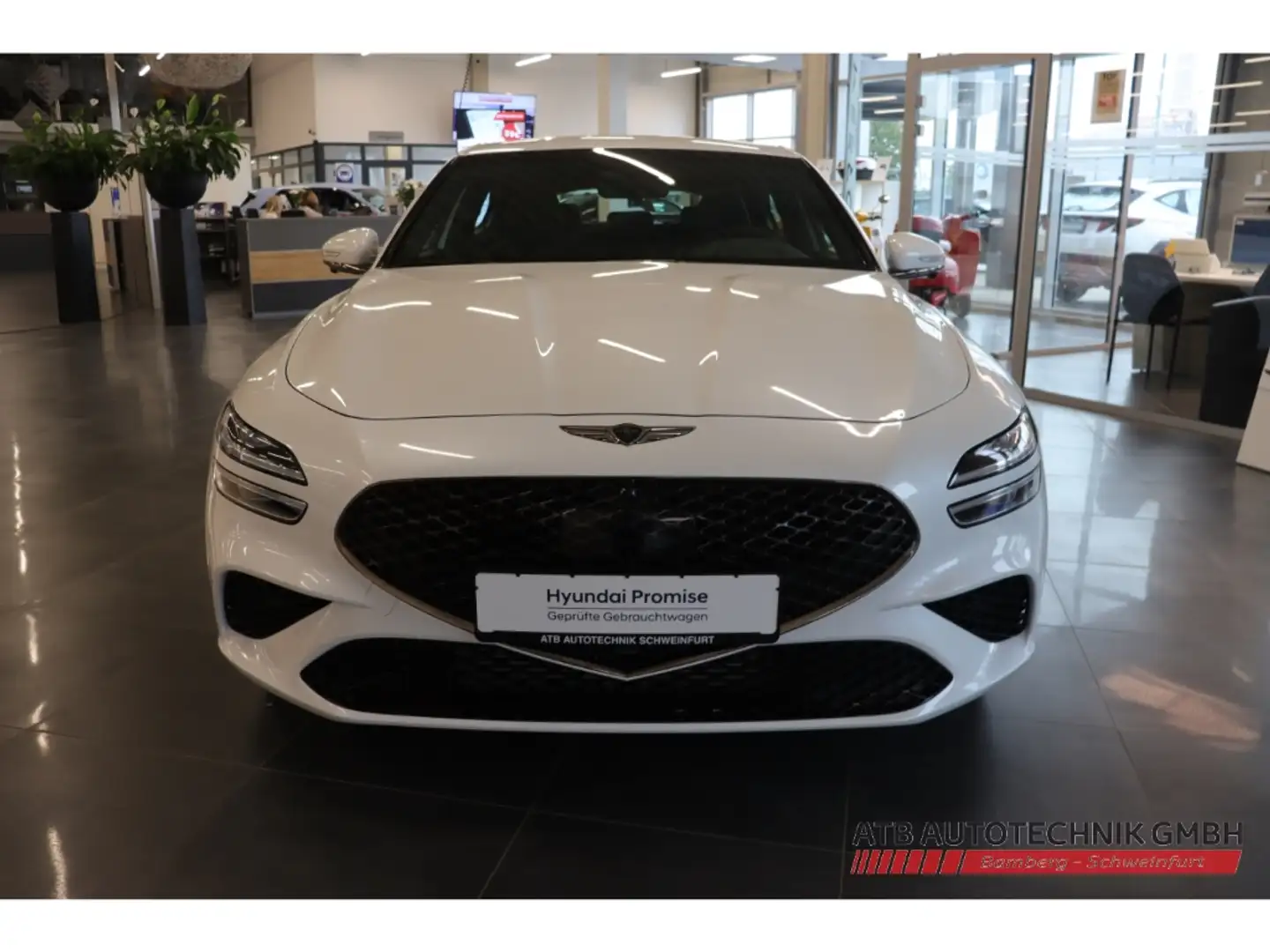 Genesis G70 Shooting Brake 2.0T PLUS 4WD SPORT, Sitz, Innovtio Weiß - 2