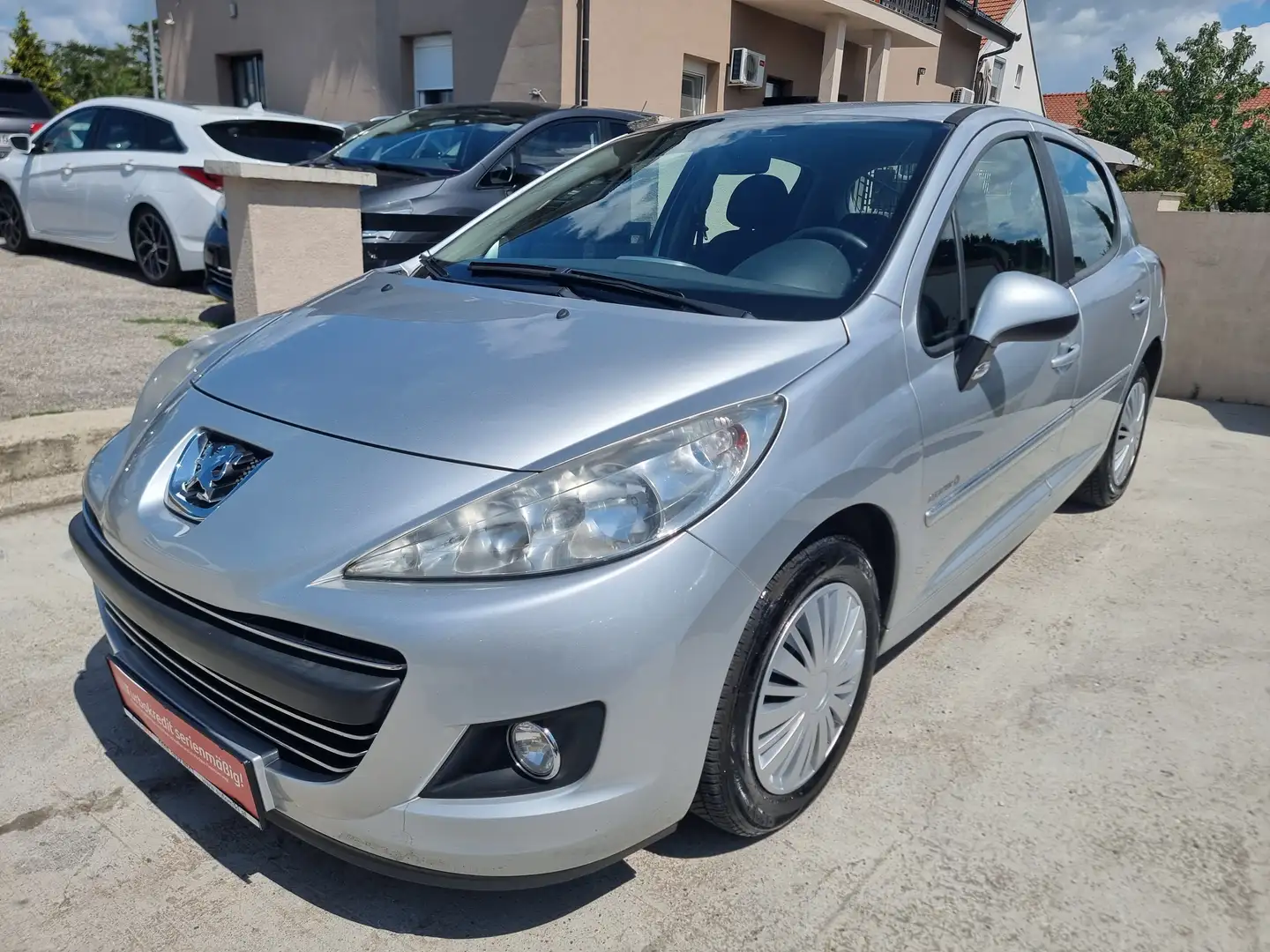 Peugeot 207 Ö3-Edition 5 Türig 1,4 Benzin Tendance Gris - 1
