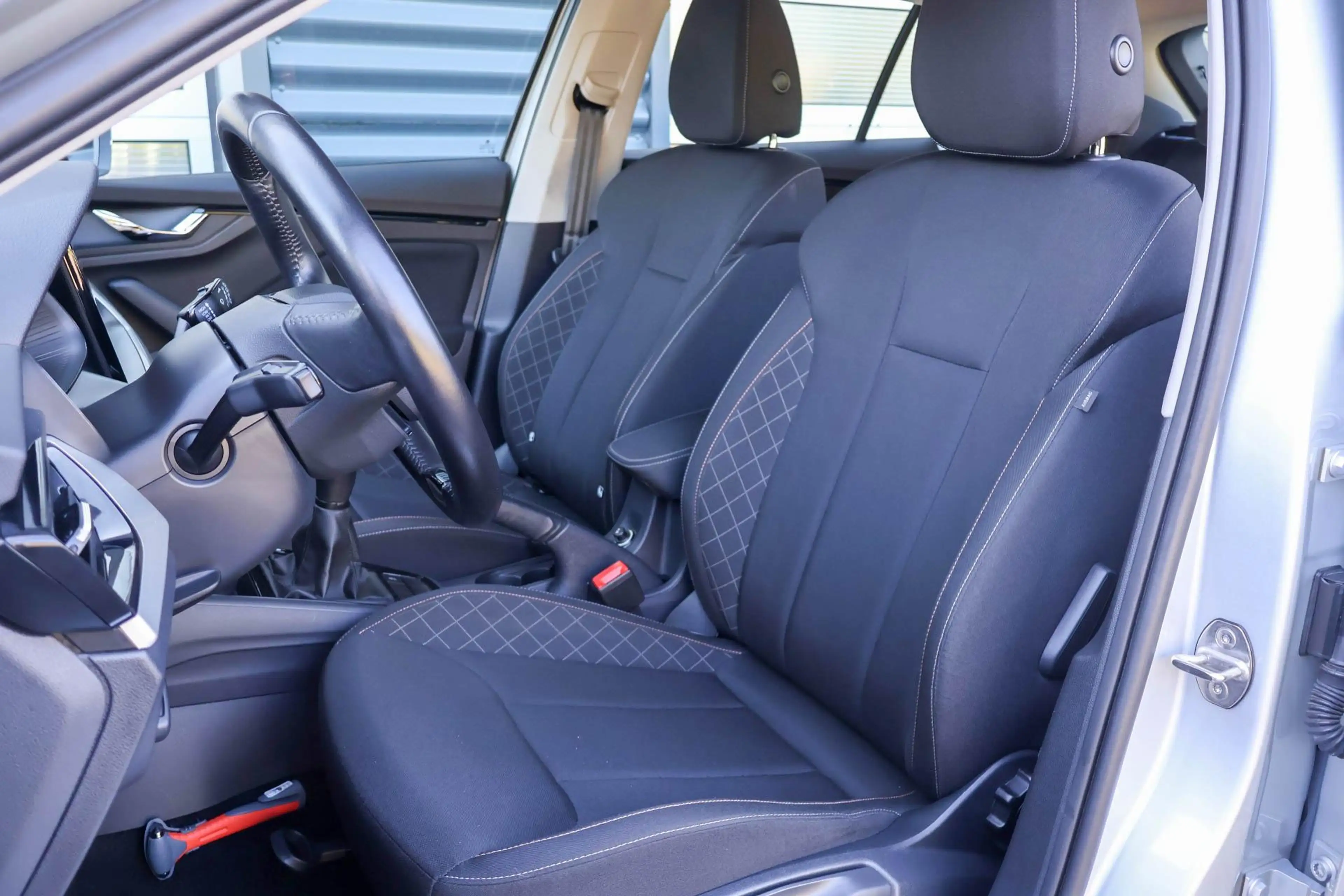Skoda Scala 1.0 TSI 110pk Ambition | Navigatie | Parkeersensor — photo 4