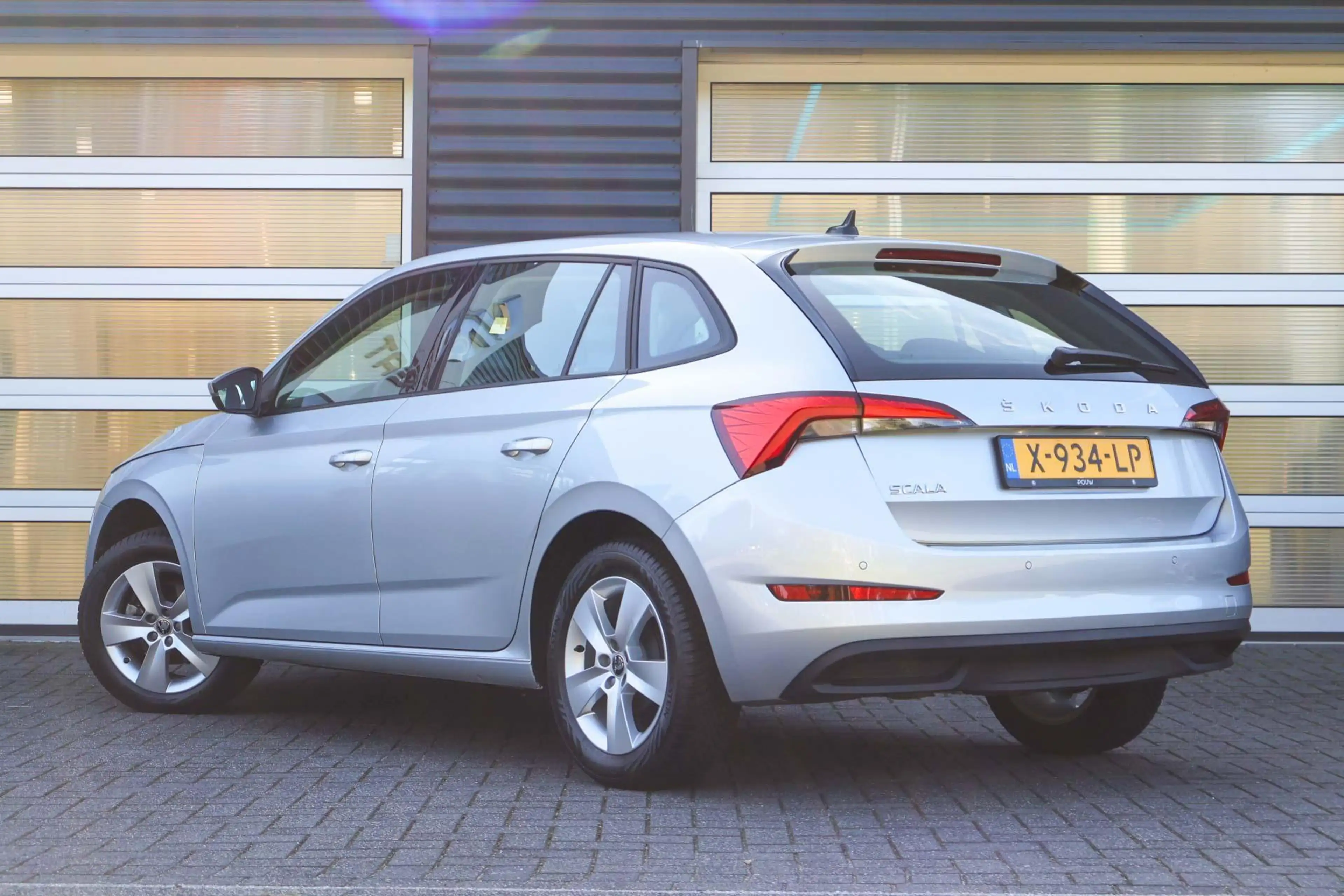 Skoda Scala 1.0 TSI 110pk Ambition | Navigatie | Parkeersensor — photo 13