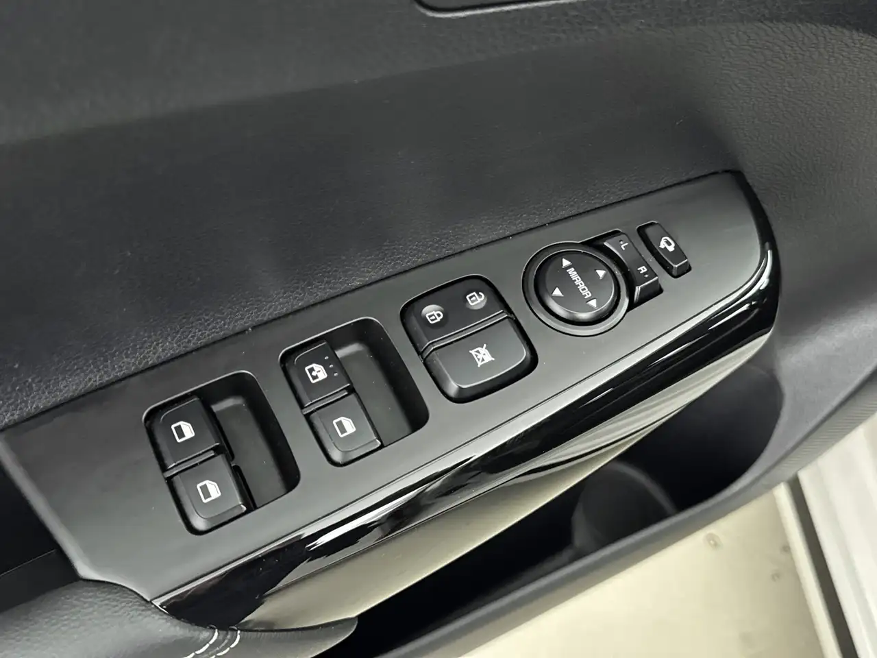 Kia Picanto 1.0 DPI GT-Line // KEYLESS // LEDER // DEALER ONDE 22