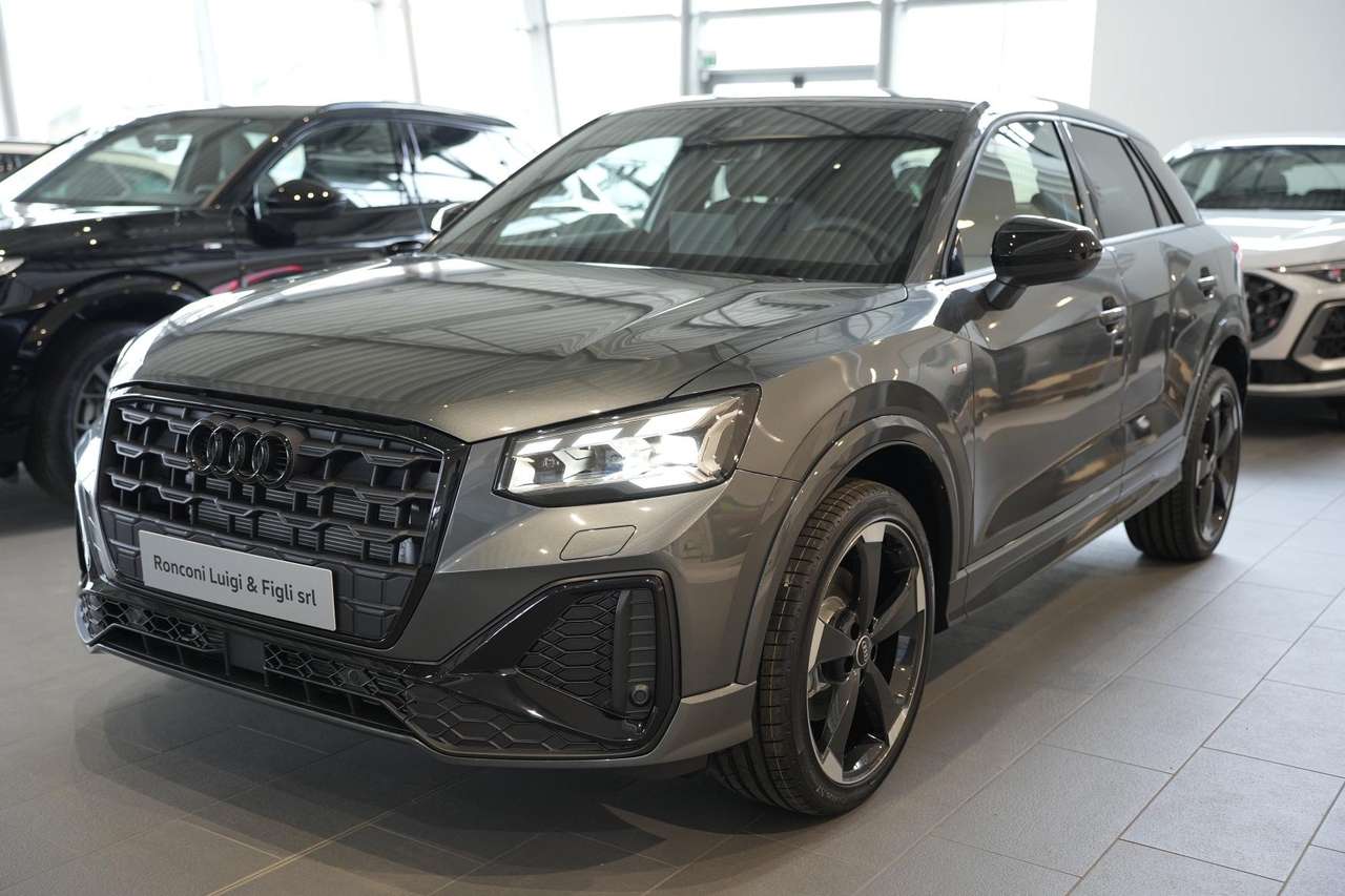 Audi Q2 35 1.5 tfsi Identity Black s-tronic