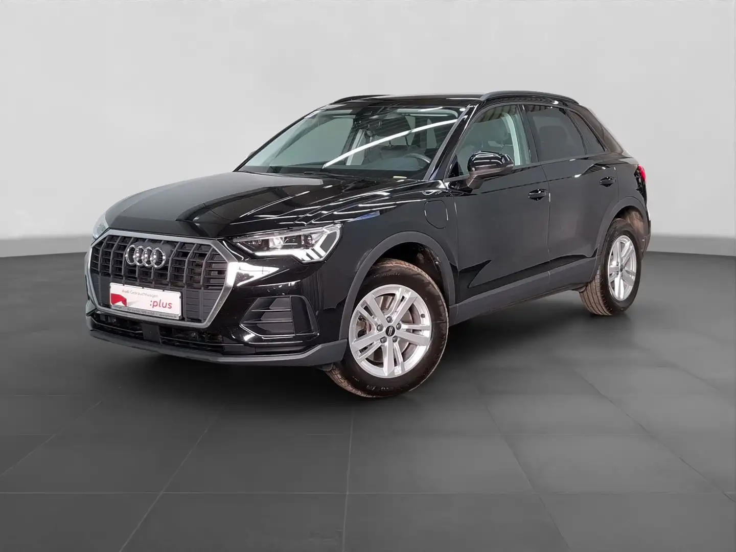 Audi Q3 45 TFSIe NAVI VIRTUAL STDHZG LM17 Schwarz - 2