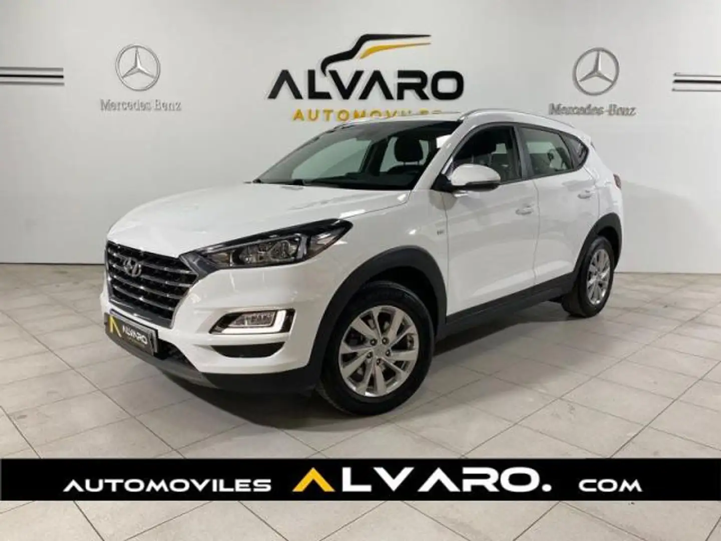 Hyundai TUCSON 1.6CRDI 48V SLE 4x2 Blanco - 1