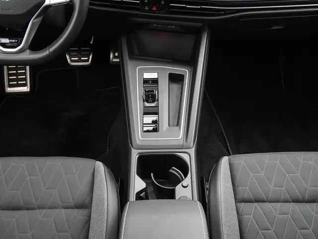 Volkswagen Golf view 14