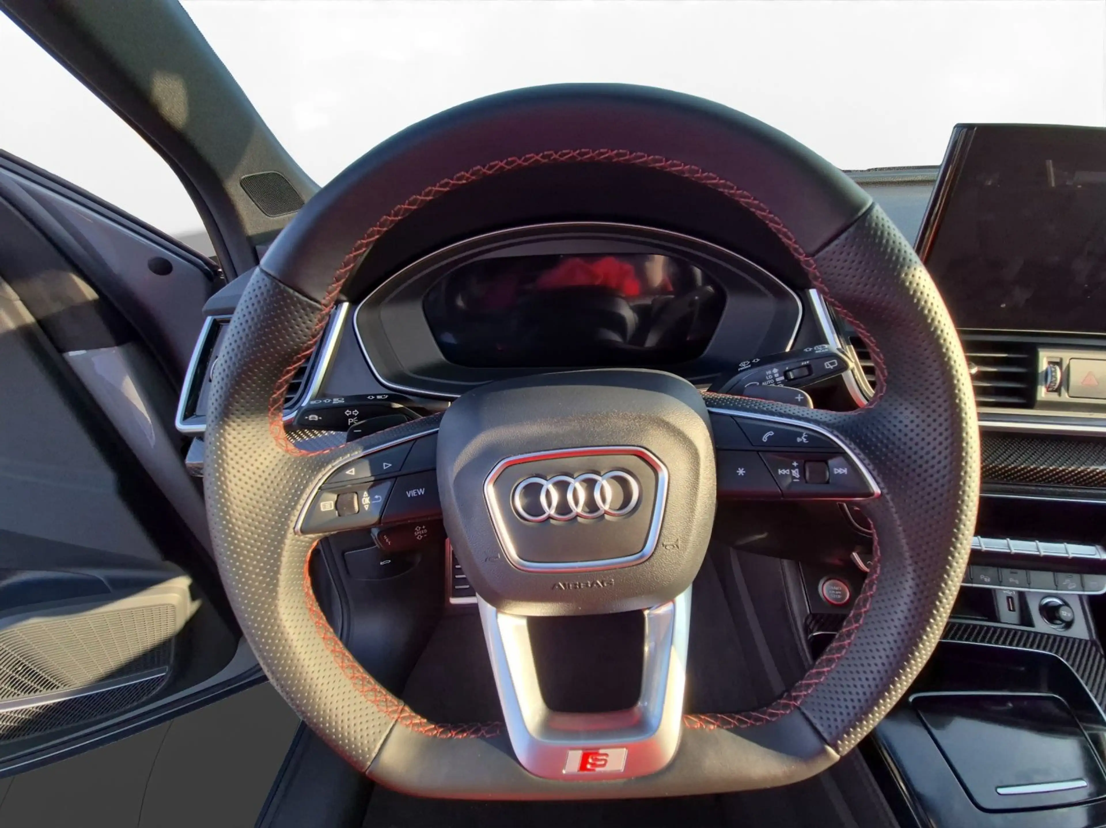 Audi SQ5 3.0 TDI DSG quattro AHK Matrix Pano Bang&Olu — photo 10