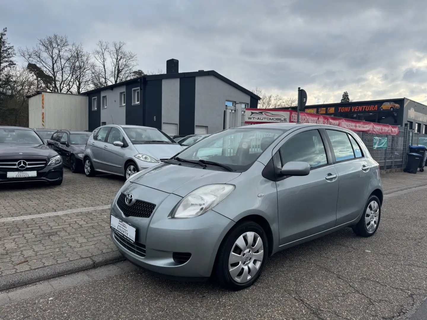 Toyota Yaris Sol   Garantie TÜV NEU Argent - 1