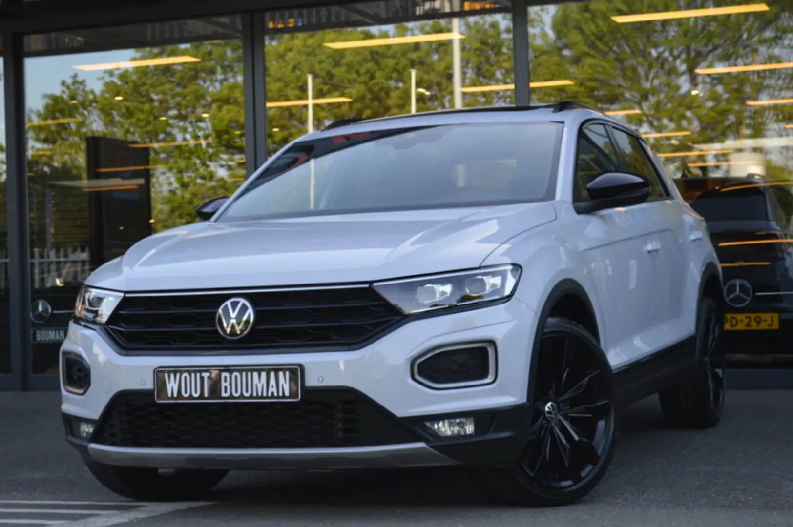 Volkswagen T-Roc 1.5 TSI Sport DSG Led Panorama Virtual Acc Camera Blanc - 1