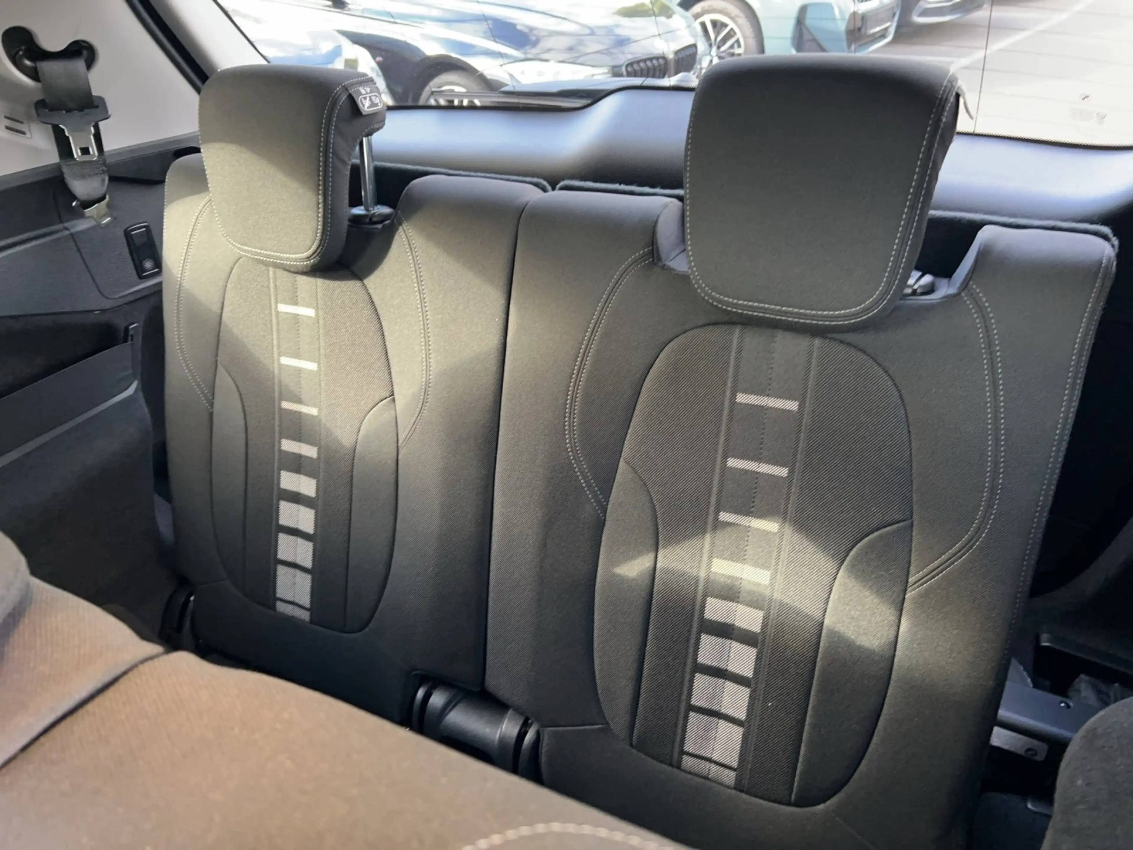 BMW 220 i Gran Tourer Advantage 3. Sitzreihe LED RFK Navi — photo 14
