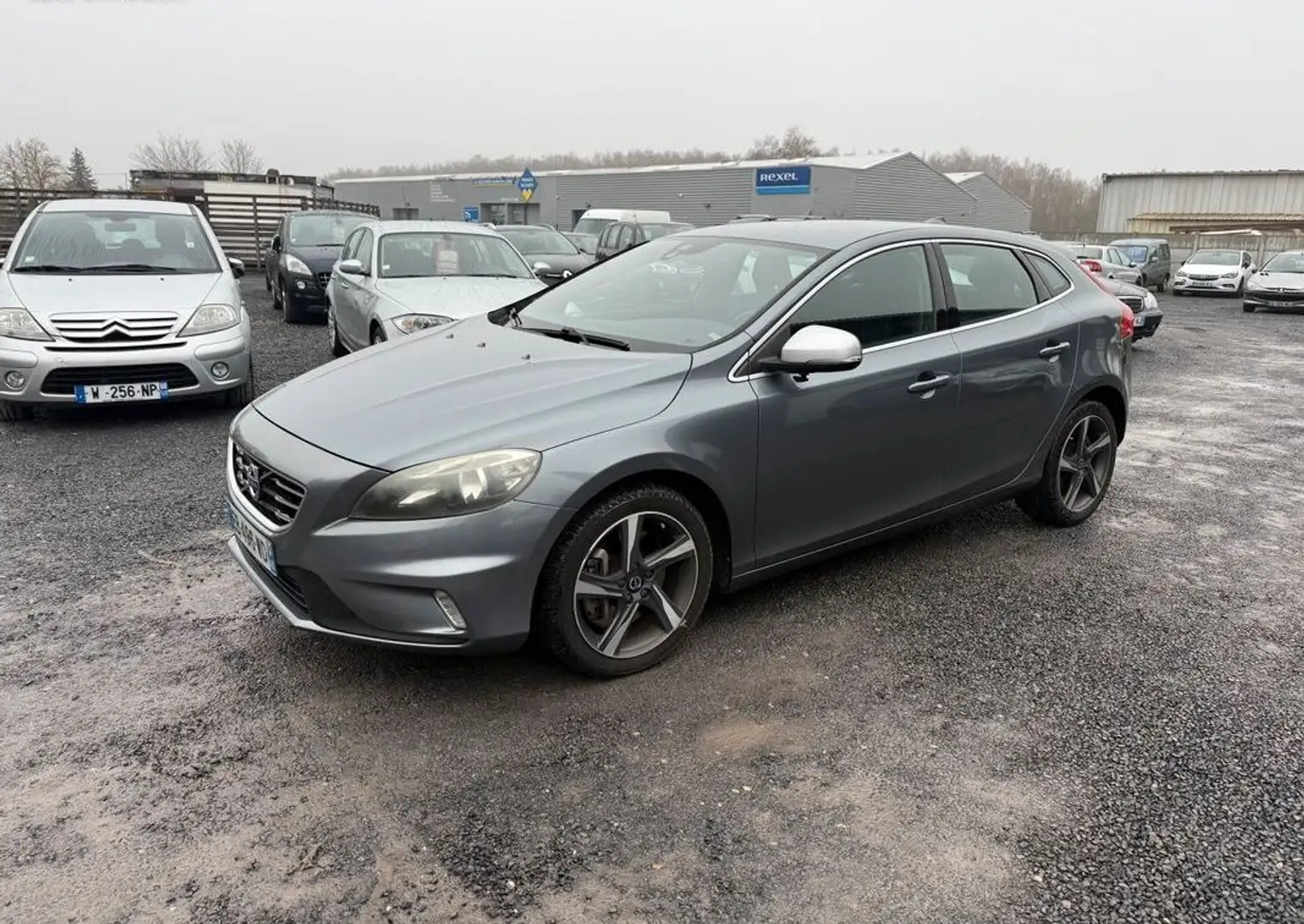 Volvo V40 II T2 1.5 Ti 16V Geartronic 122 cv Boîte auto - 2