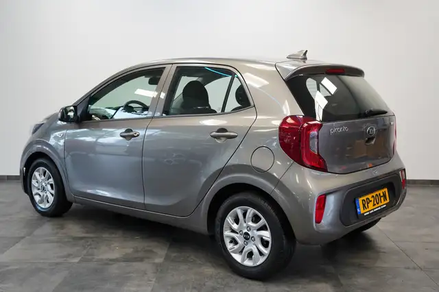 Kia Picanto view 3