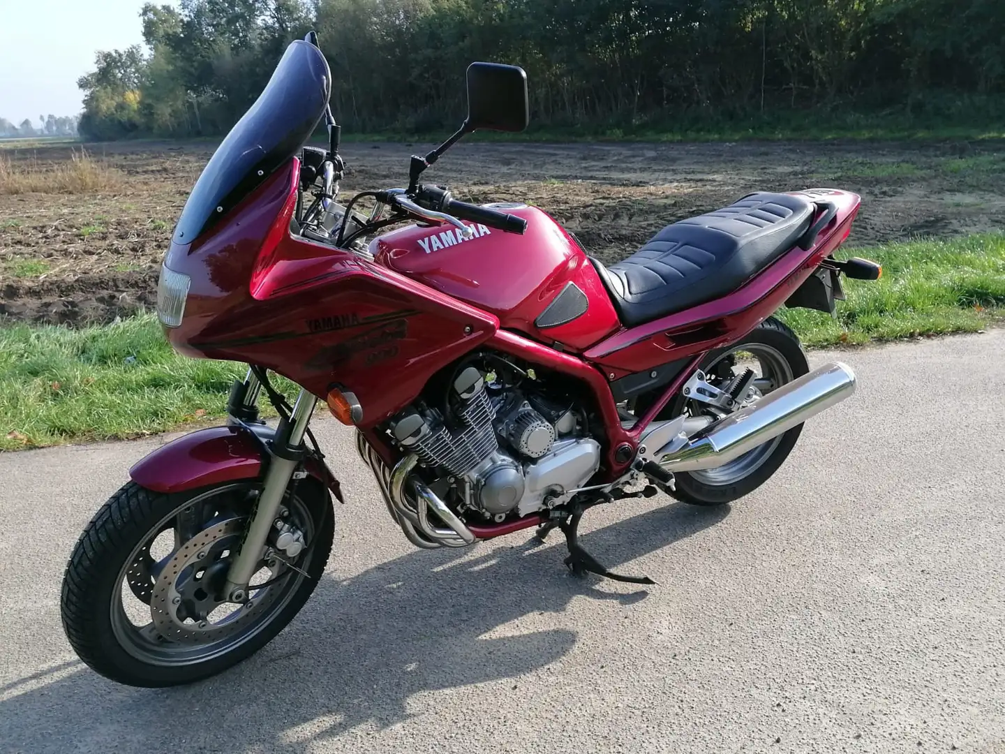Yamaha XJ 900 Diversion Rosso - 2