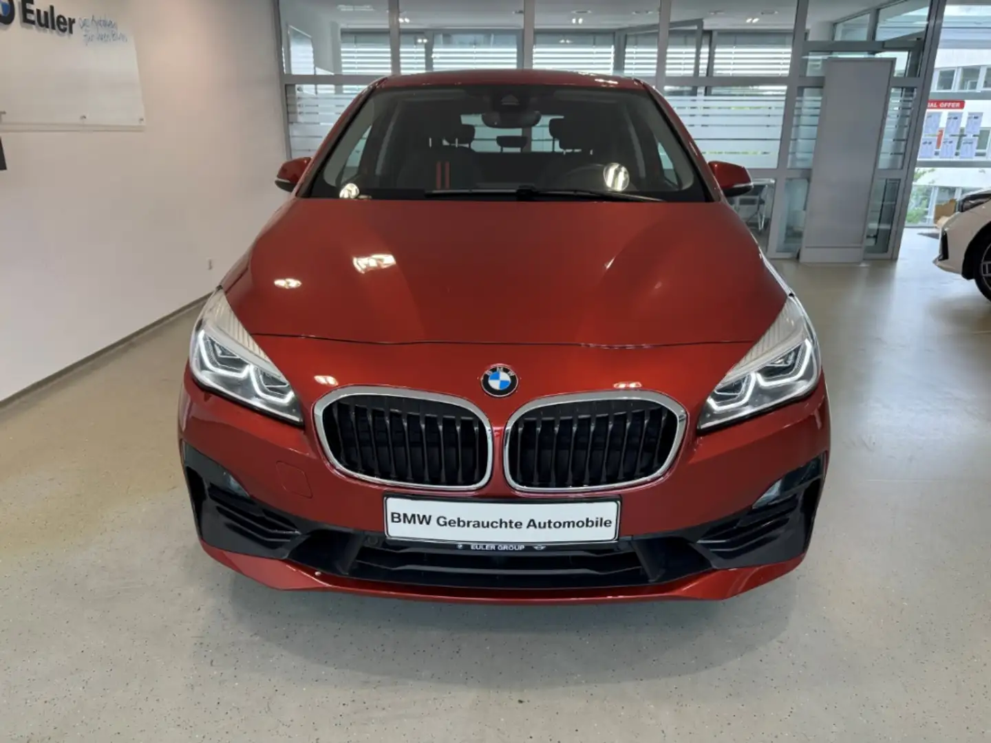 BMW 220 Active Tourer i A AD Navi LED El. Heckklappe Mehrz Orange - 2