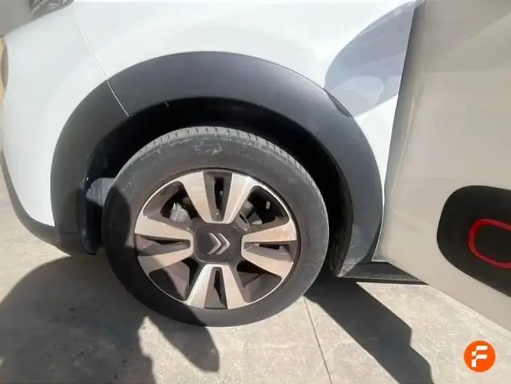 Citroën C3 1.2 PureTech Shine 2018, foto 25