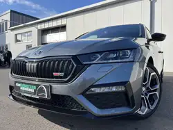 Skoda Octavia Combi 2.0 TDI DSG RS AHK HeadUp Navi ACC RFK 4xSHZ